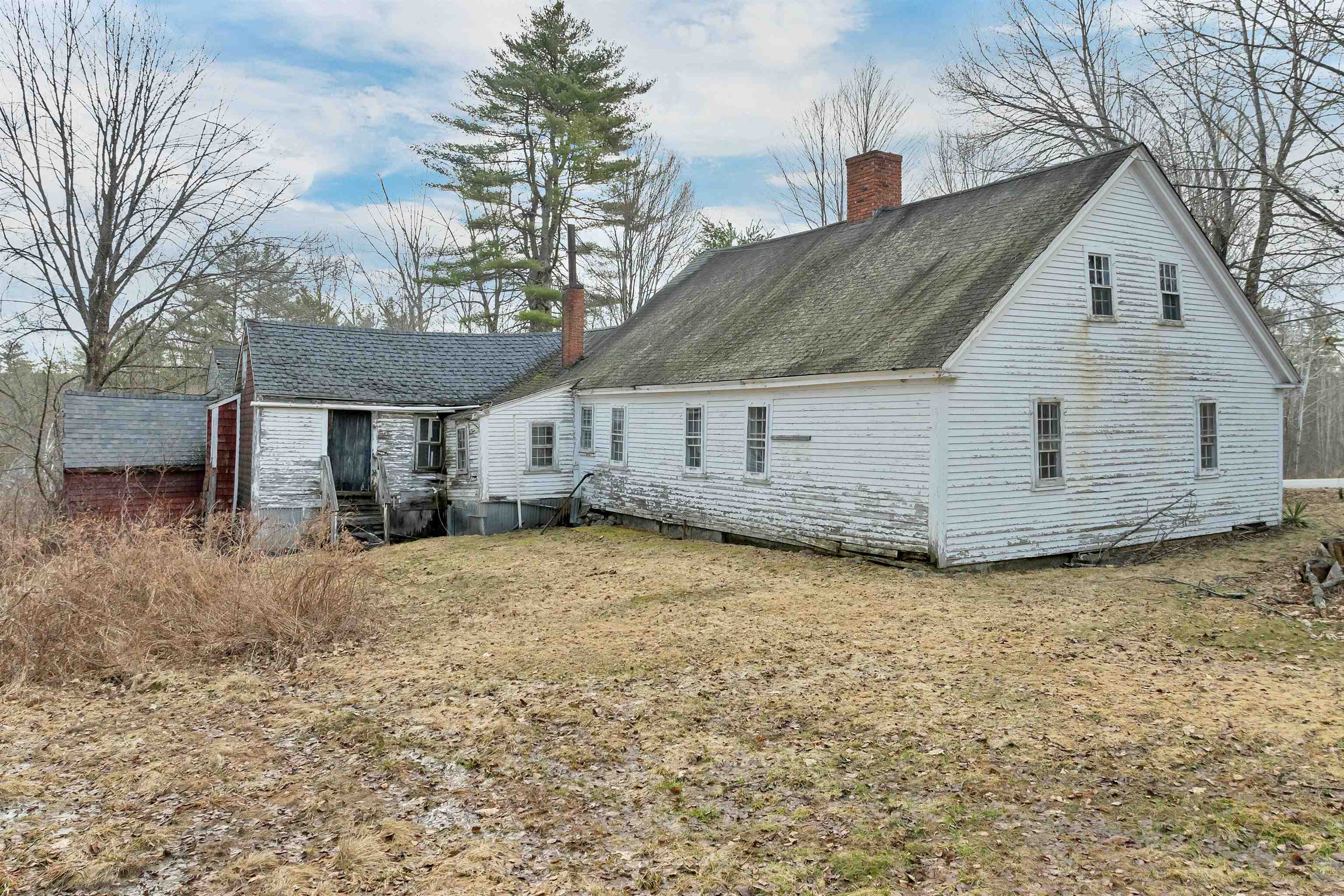280 Chickville Rd, Ossipee, NH 03864