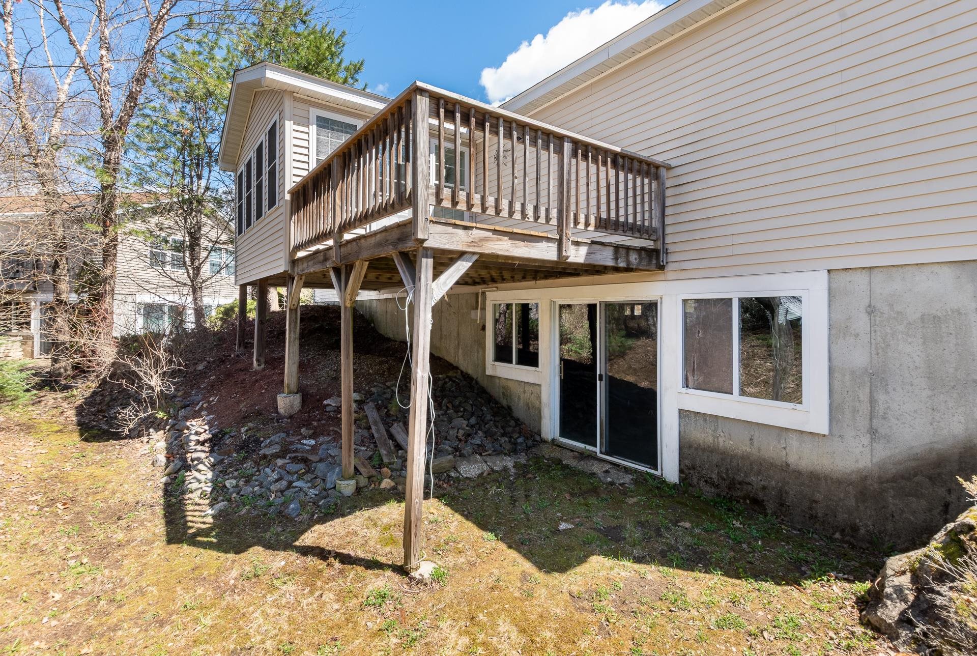 37 Magnolia Ln, Belmont, NH 03220