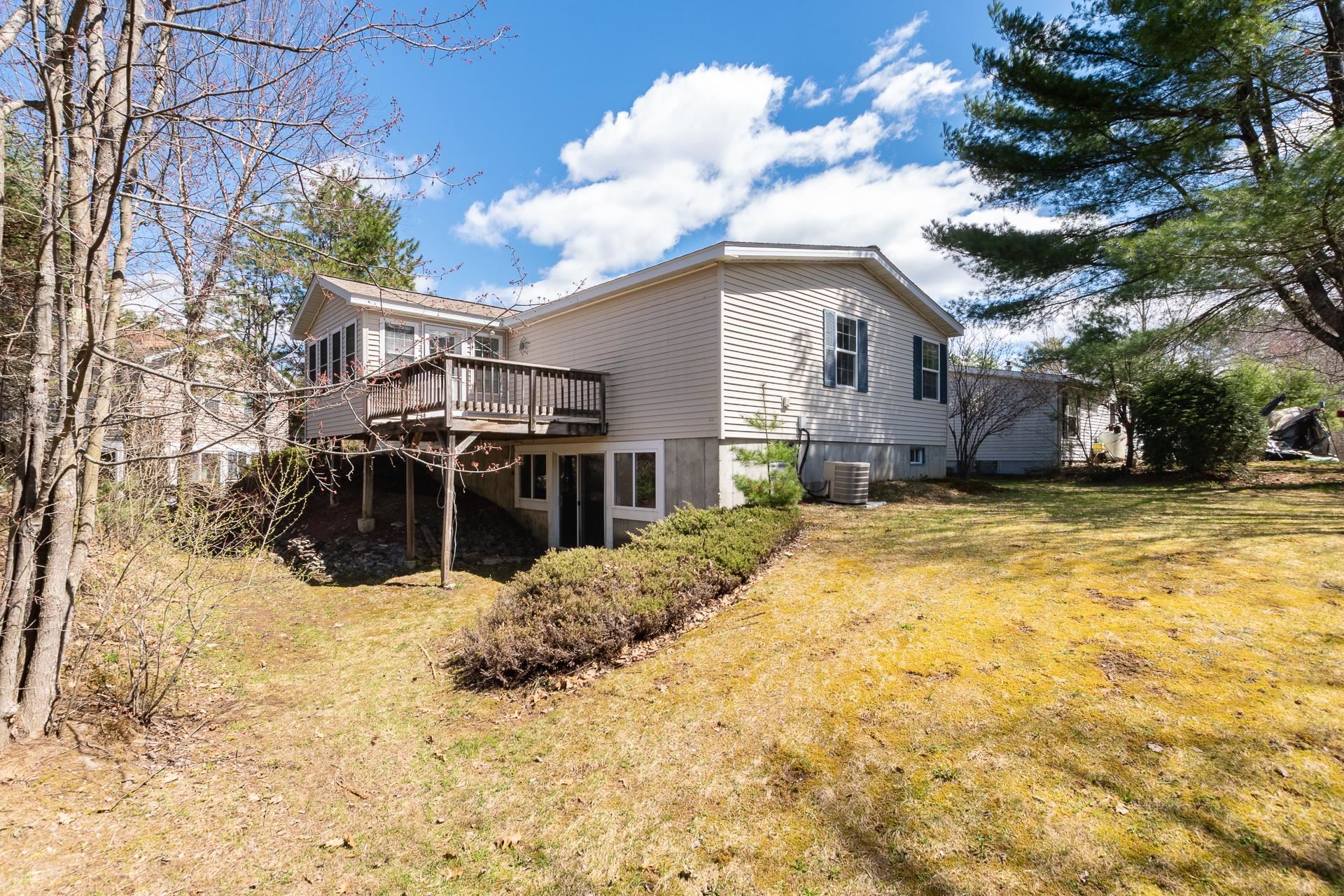 37 Magnolia Ln, Belmont, NH 03220