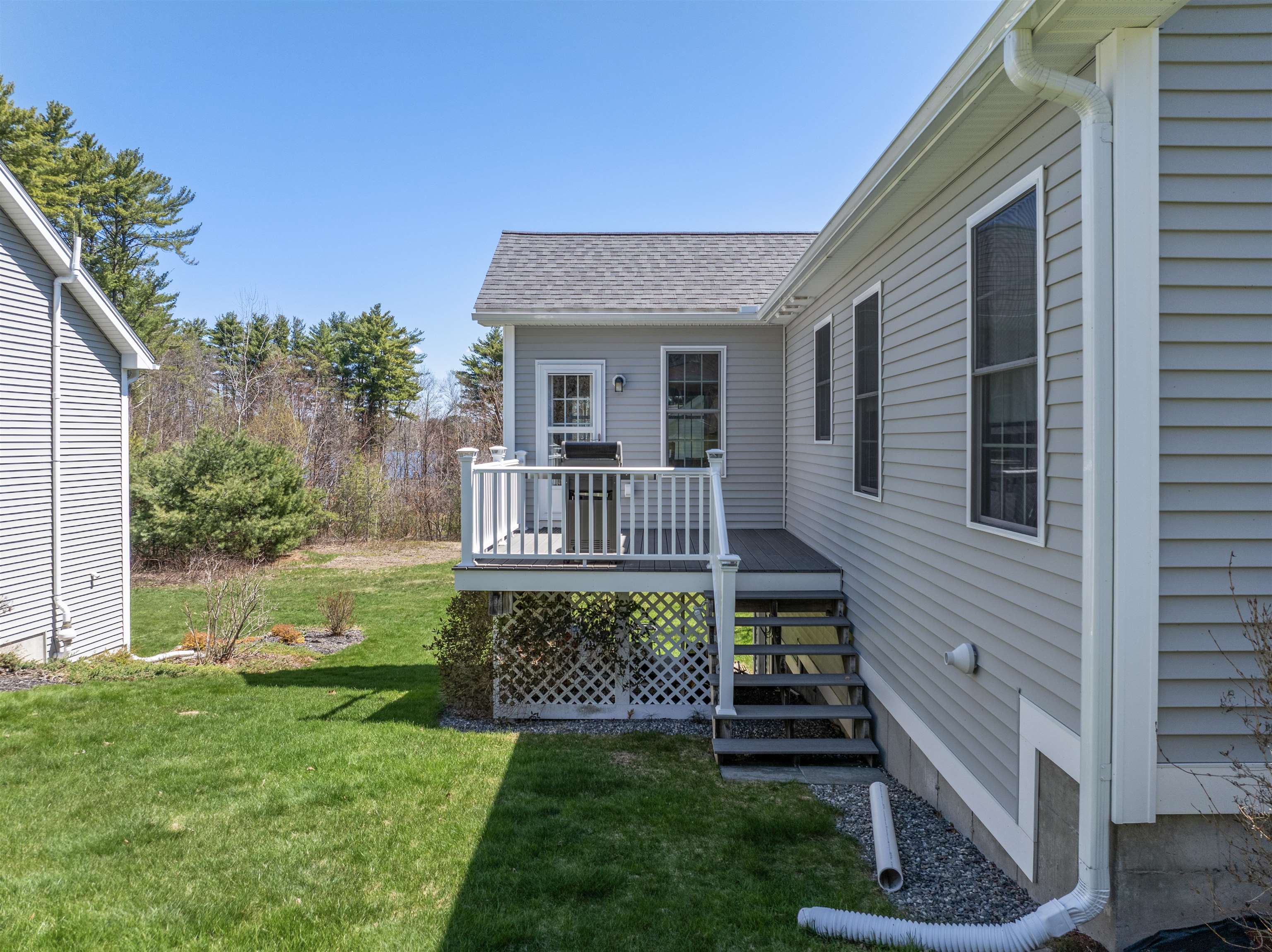 8 Port Way, Laconia, NH 03246