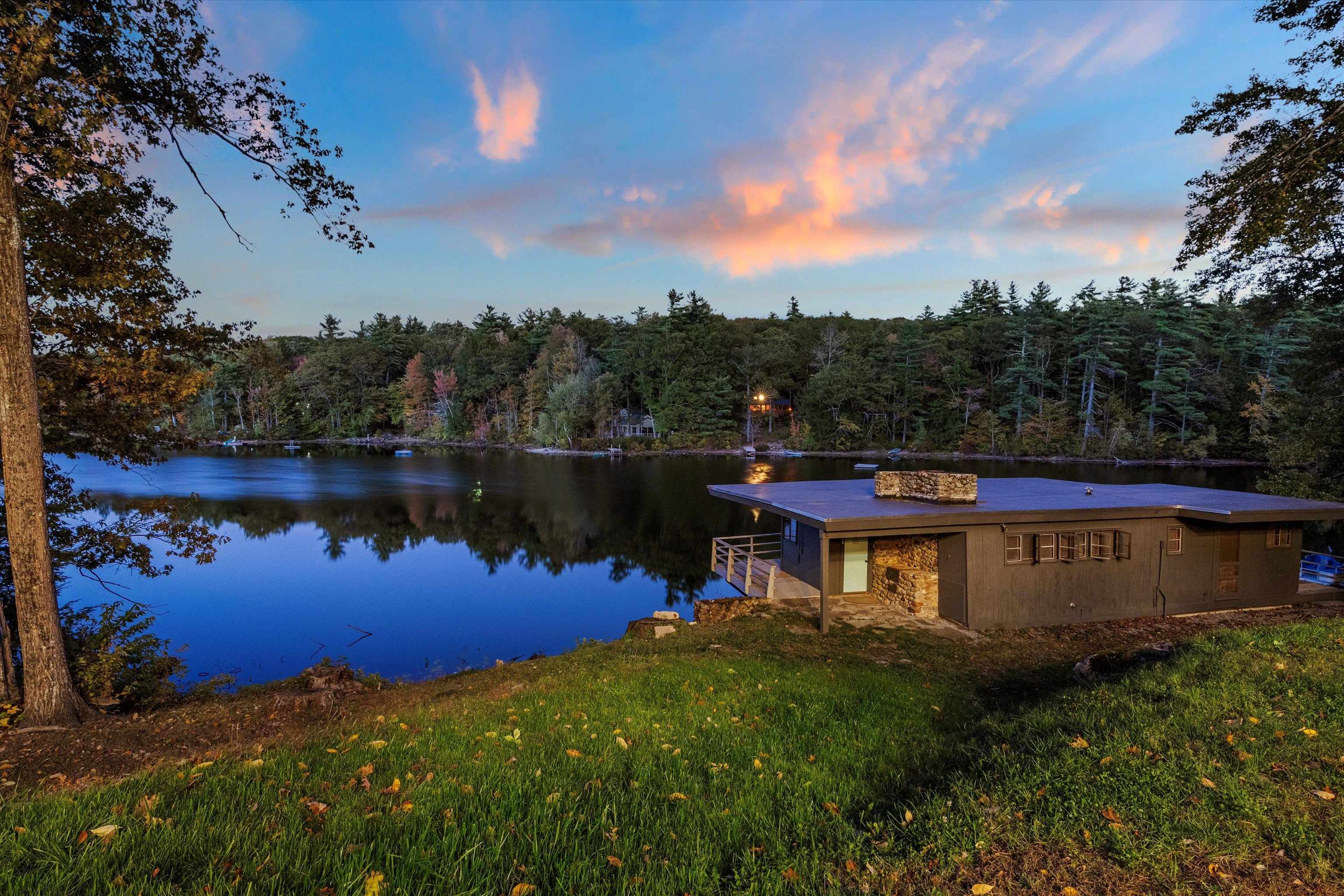 116 Martin Rd, Weare, NH 03281