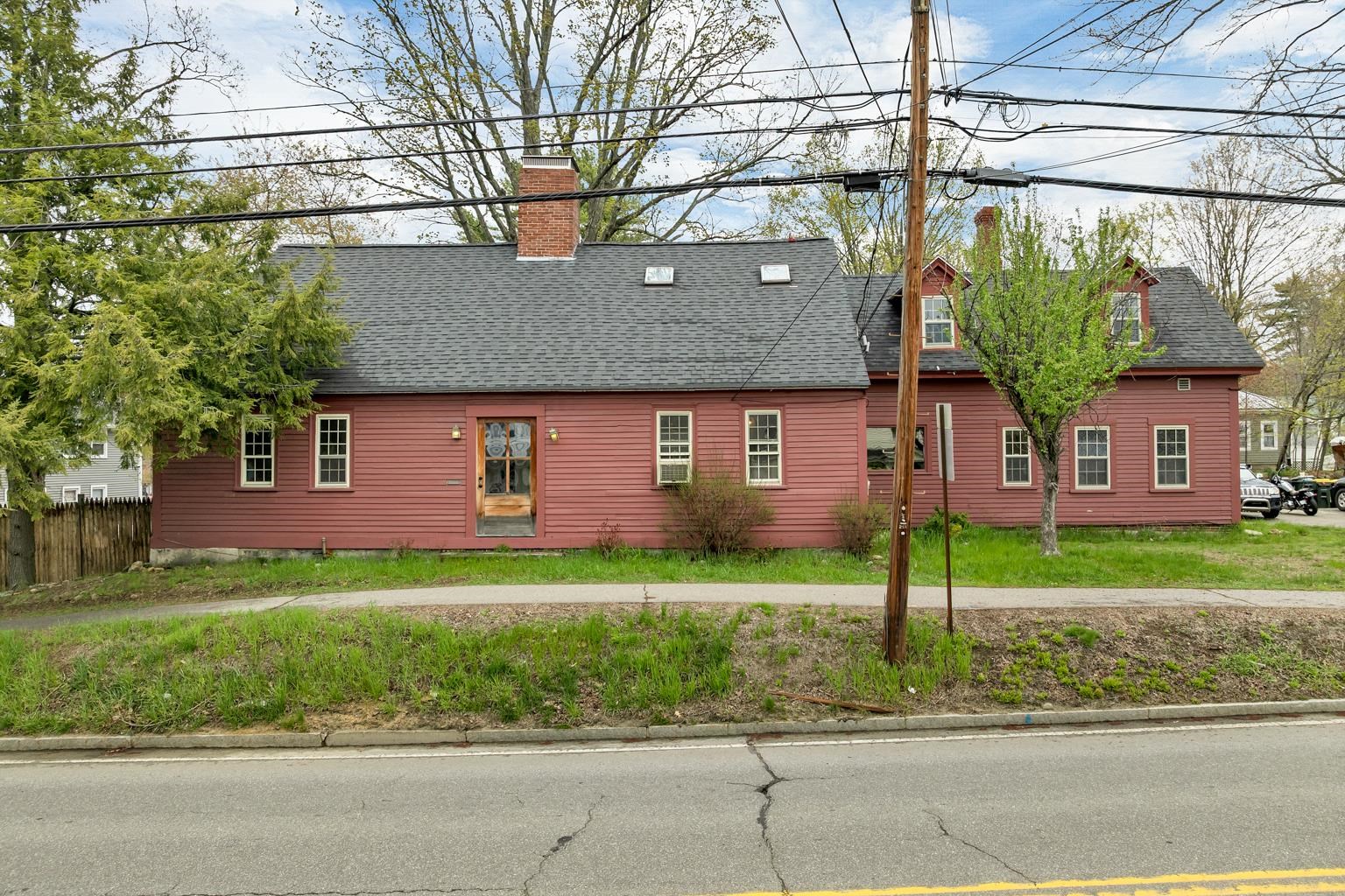 42 Gilford Avenue — photo 2