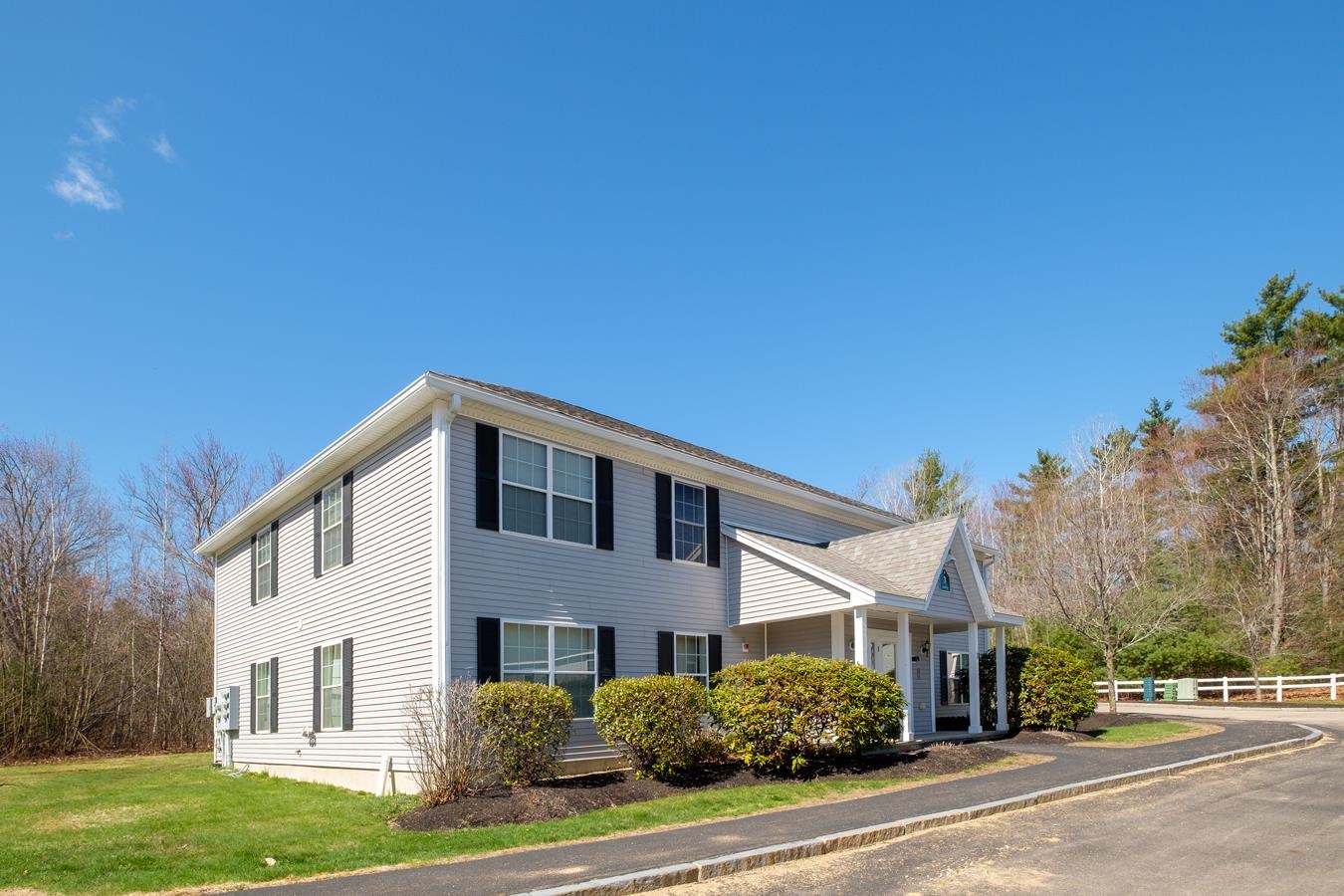 3 Tampa Dr, Rochester, NH 03867