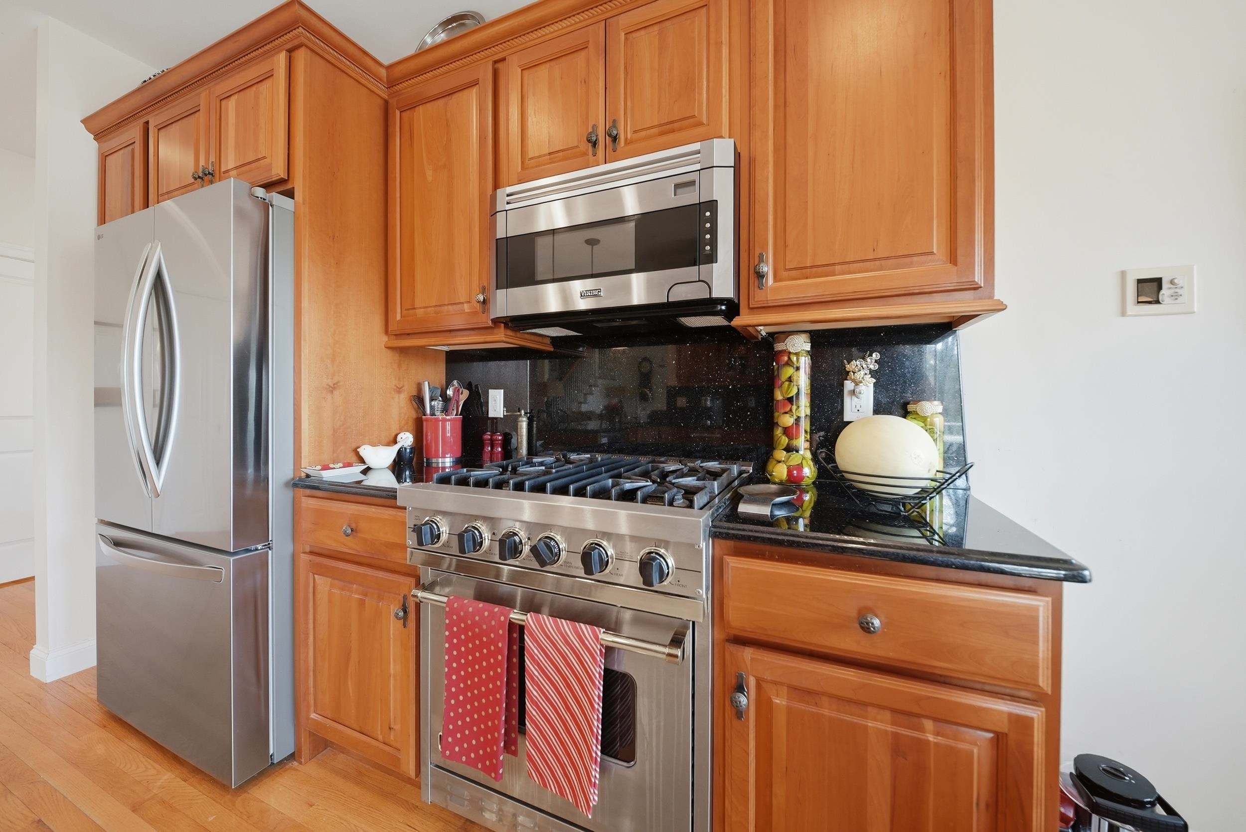 31 Gordon Mountain Rd, Windham, NH 03087