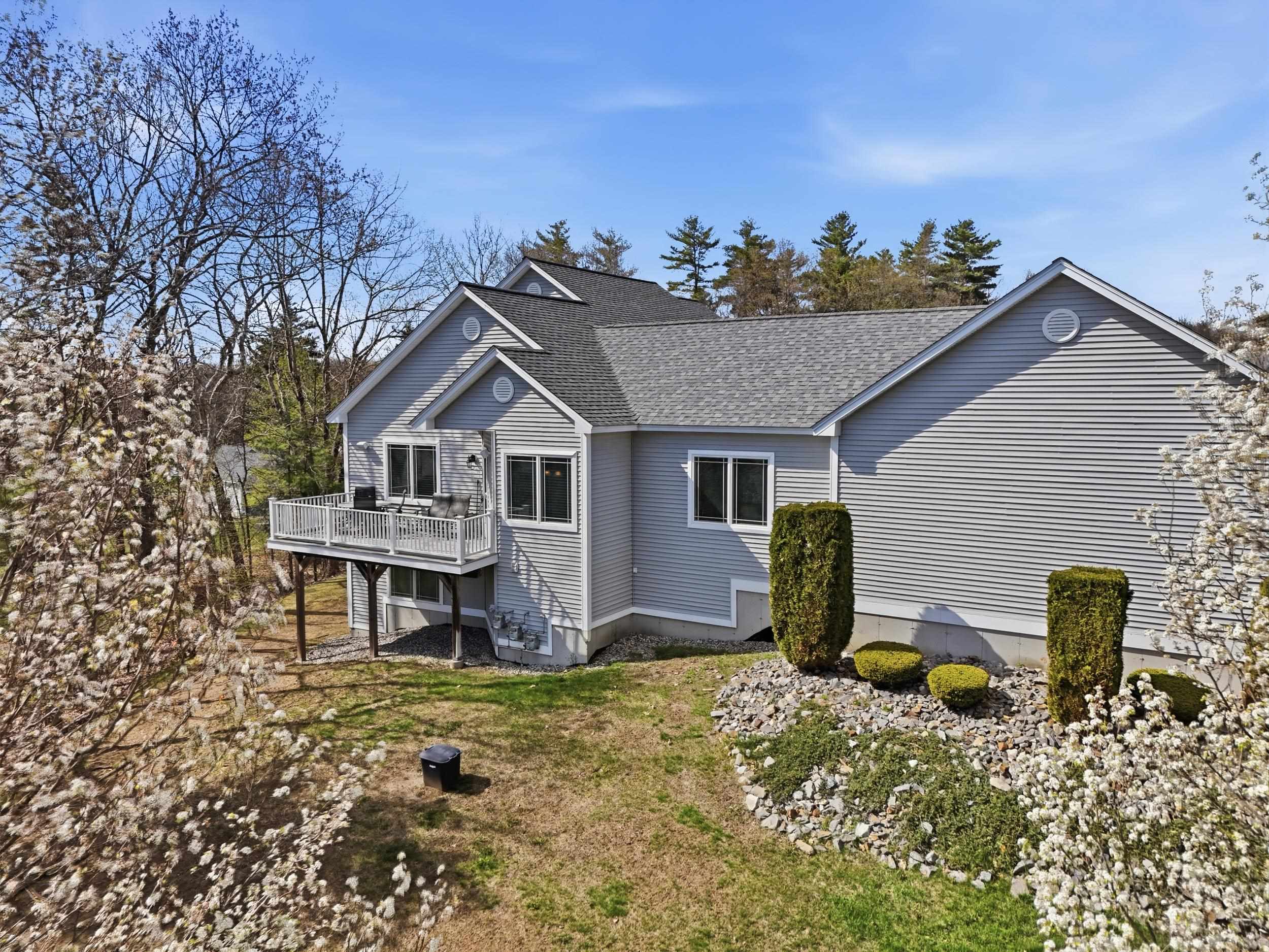 31 Gordon Mountain Rd, Windham, NH 03087