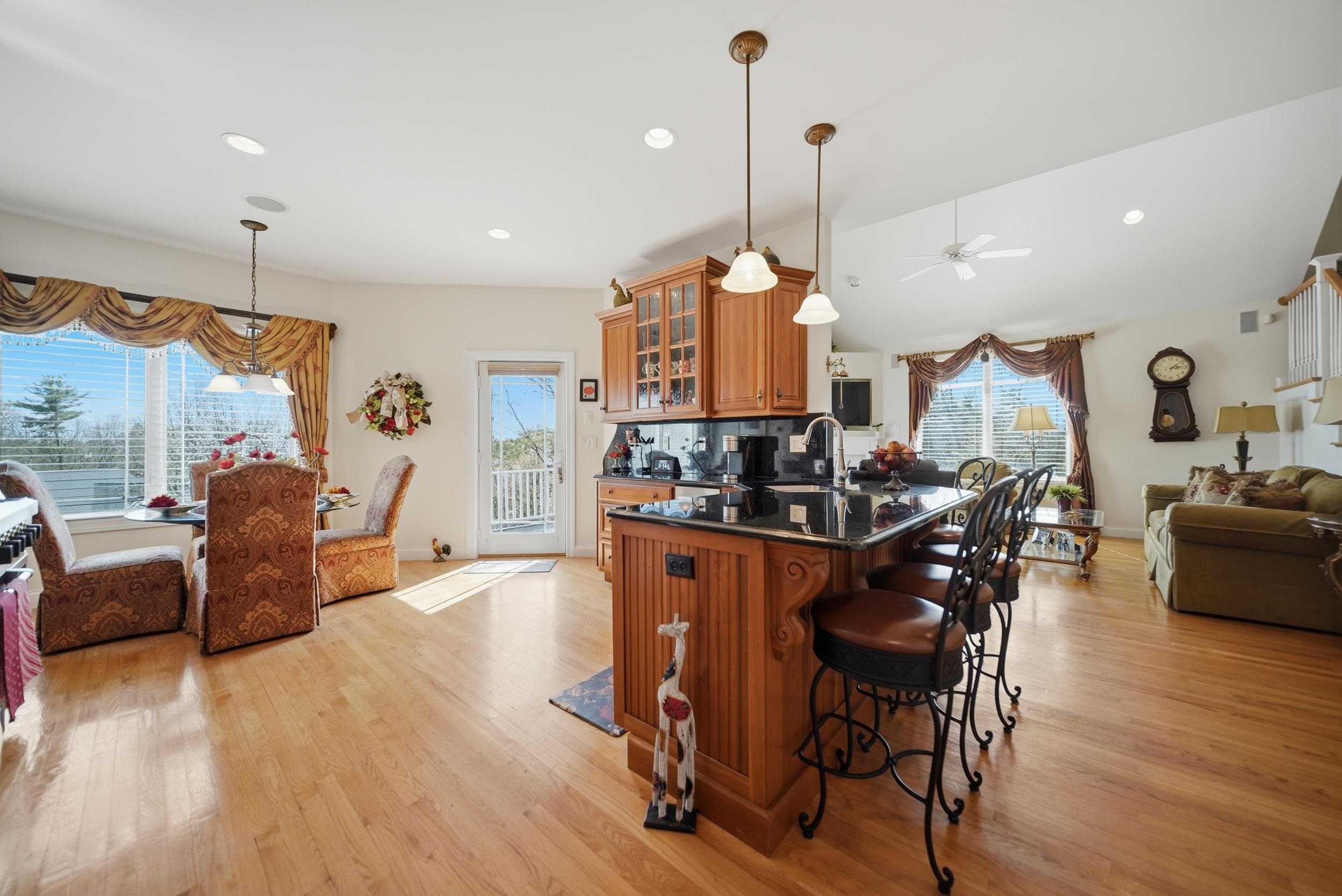 31 Gordon Mountain Rd, Windham, NH 03087