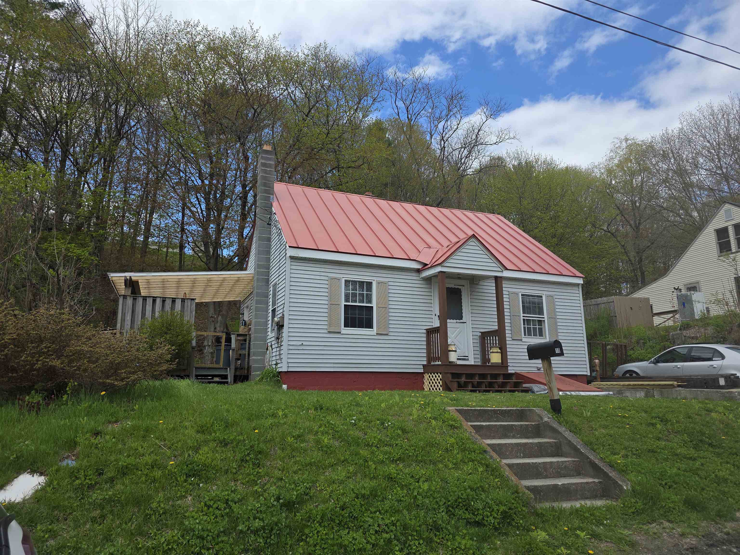 10 Randall St, Springfield, VT 05156