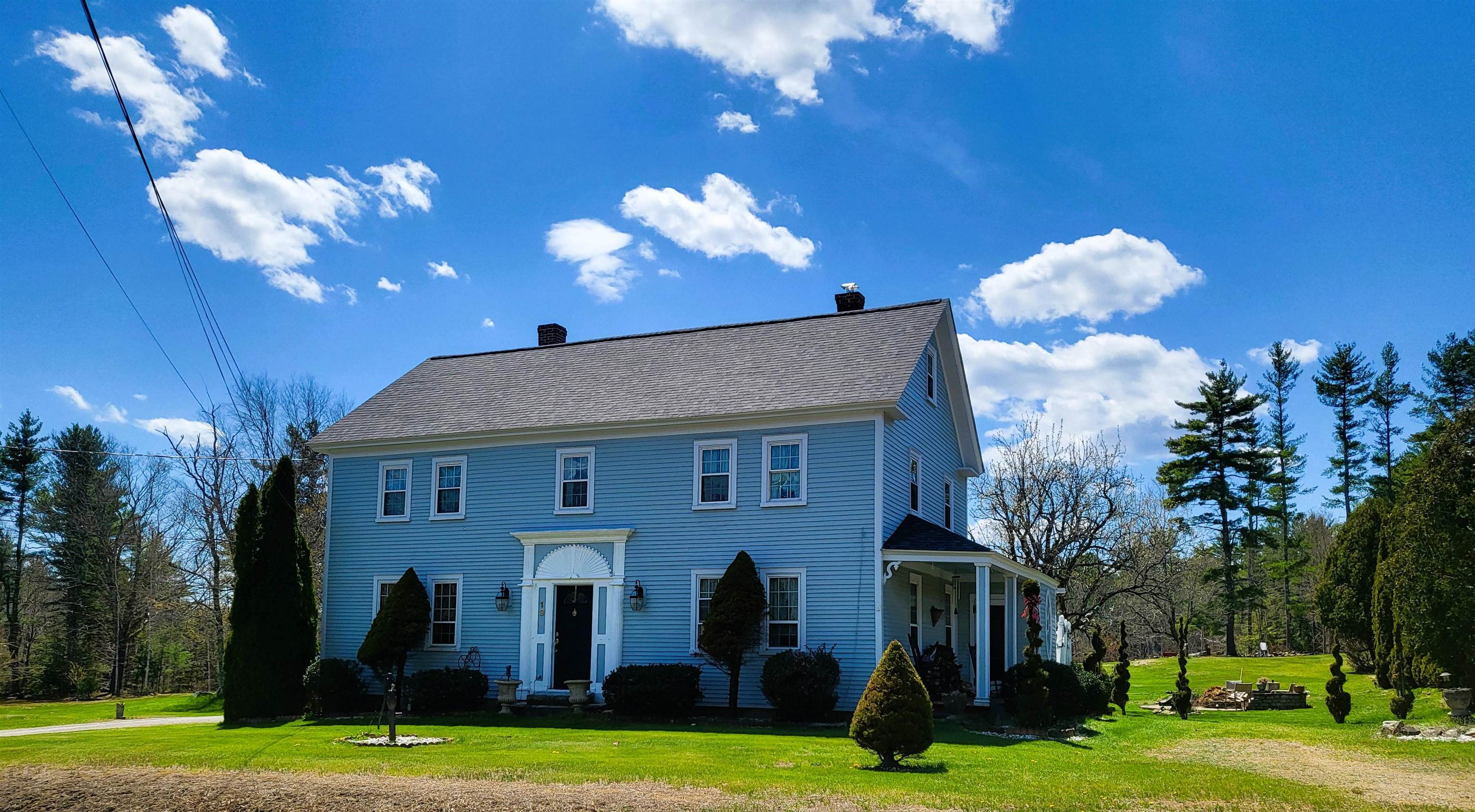 19 Raymond Rd, Deerfield, NH 03037