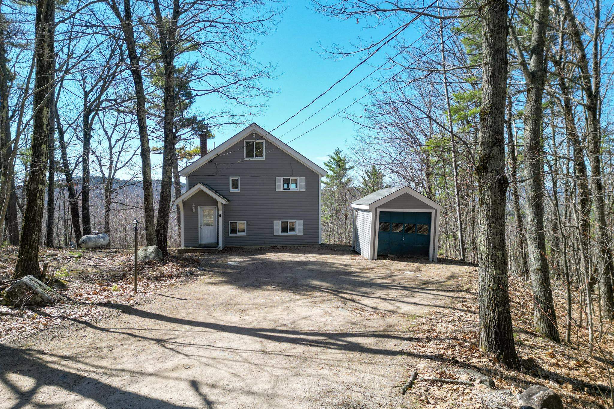 27 Upper Lake View Dr, Madison, NH 03849