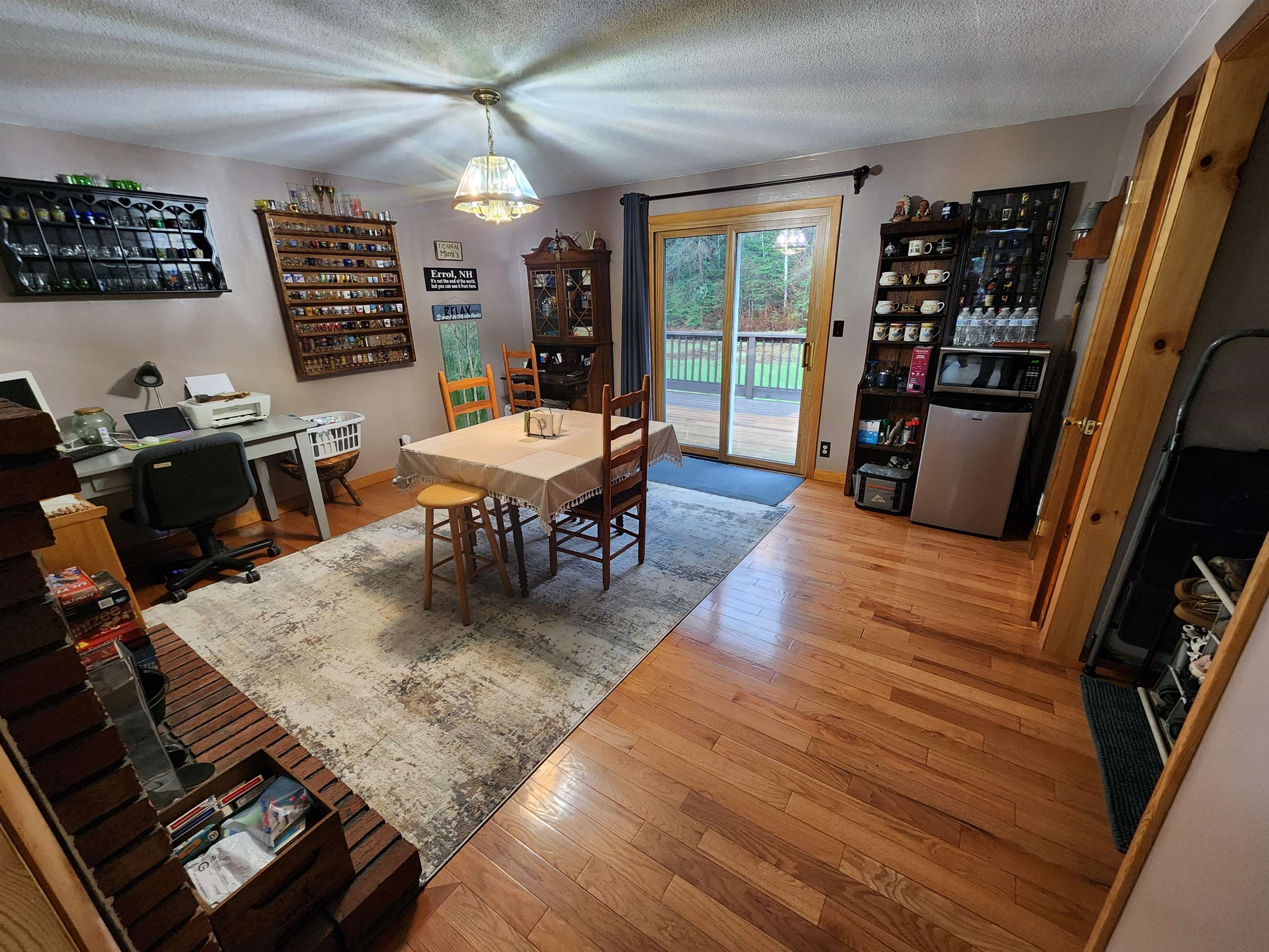 Photo 24 of 60