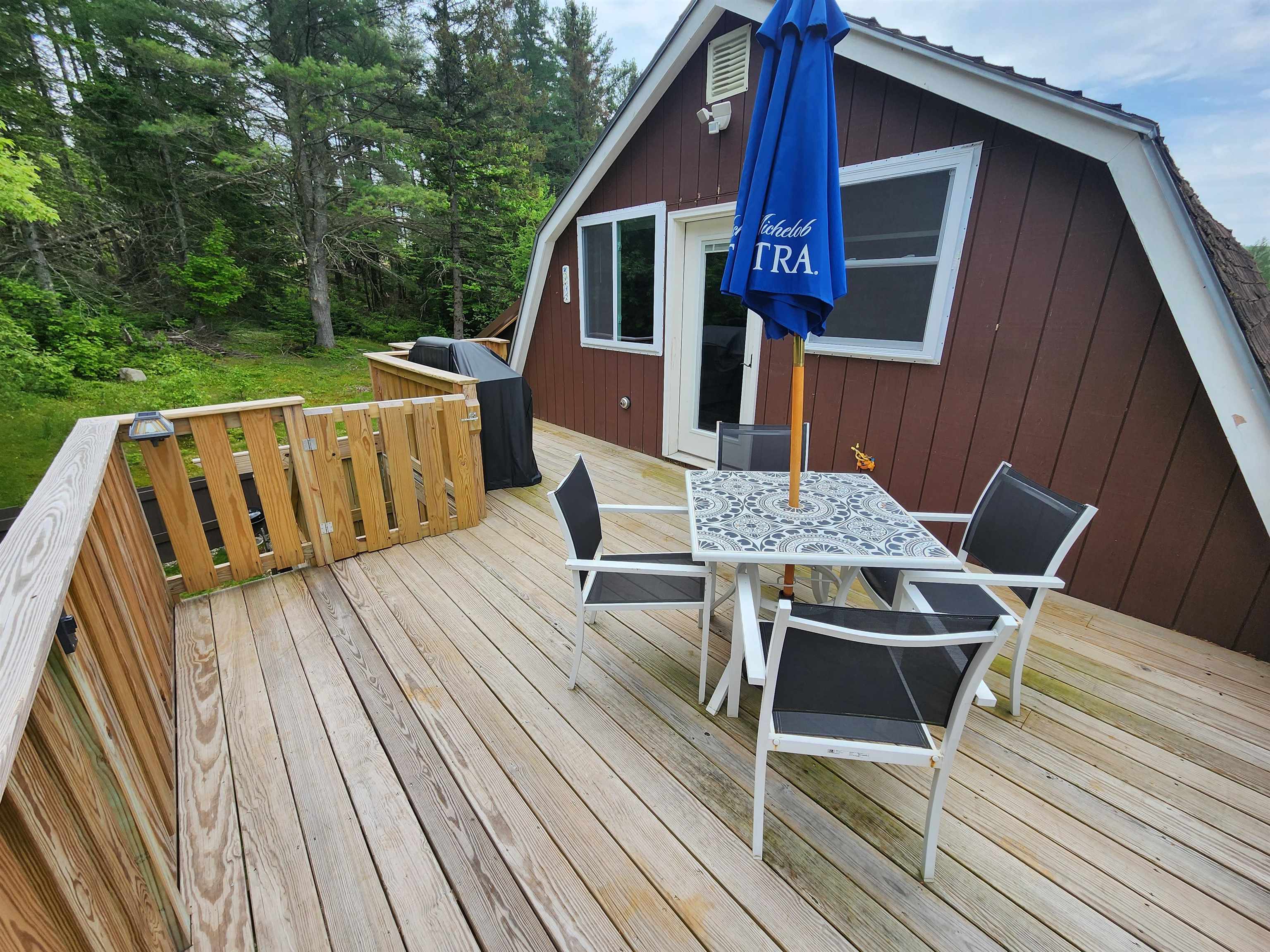 63 Hall Rd, Errol, NH 03579