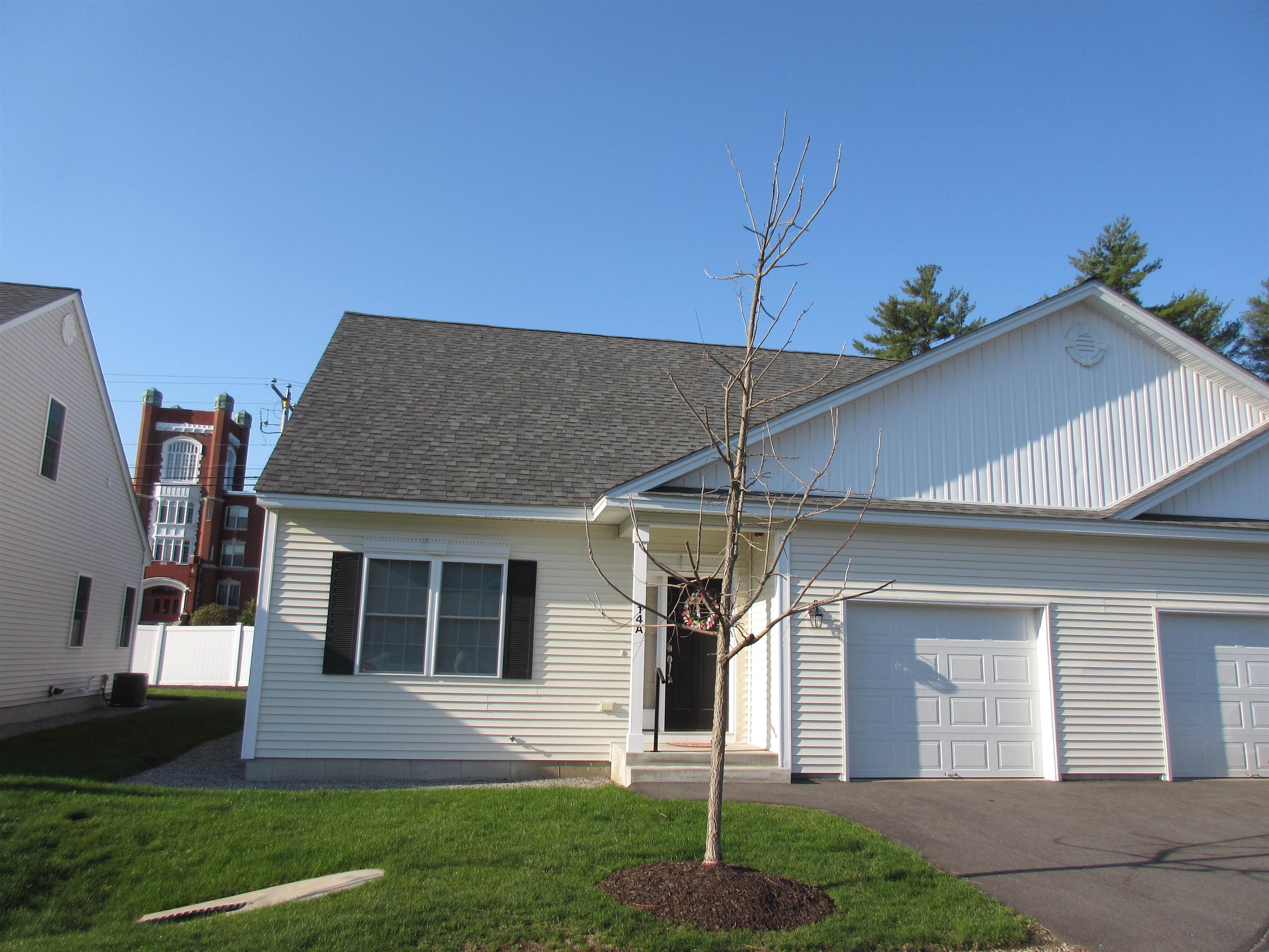14A Angel Point Cir #A, Goffstown, NH 03045