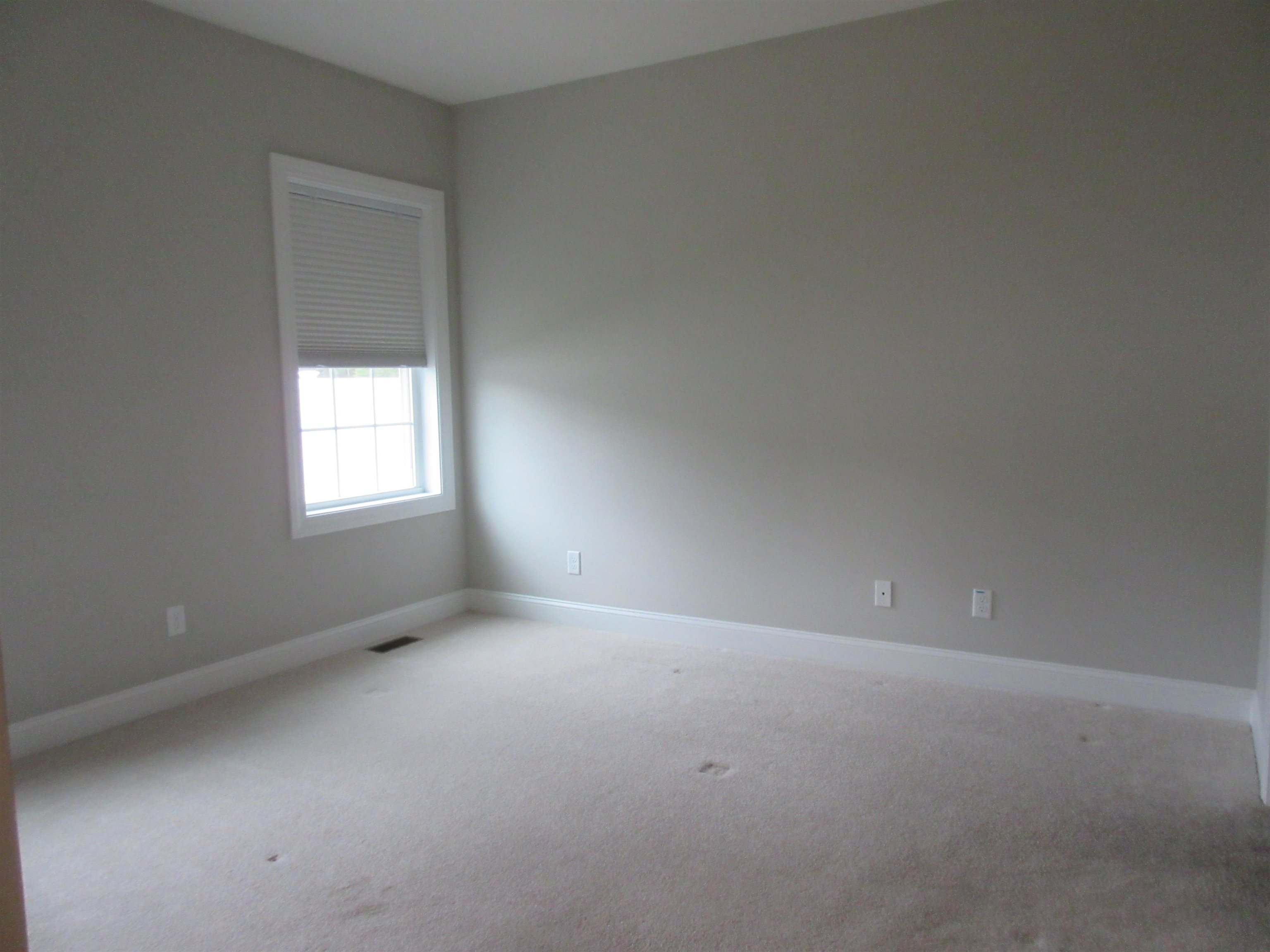 14A Angel Point Cir, Goffstown, NH 03045