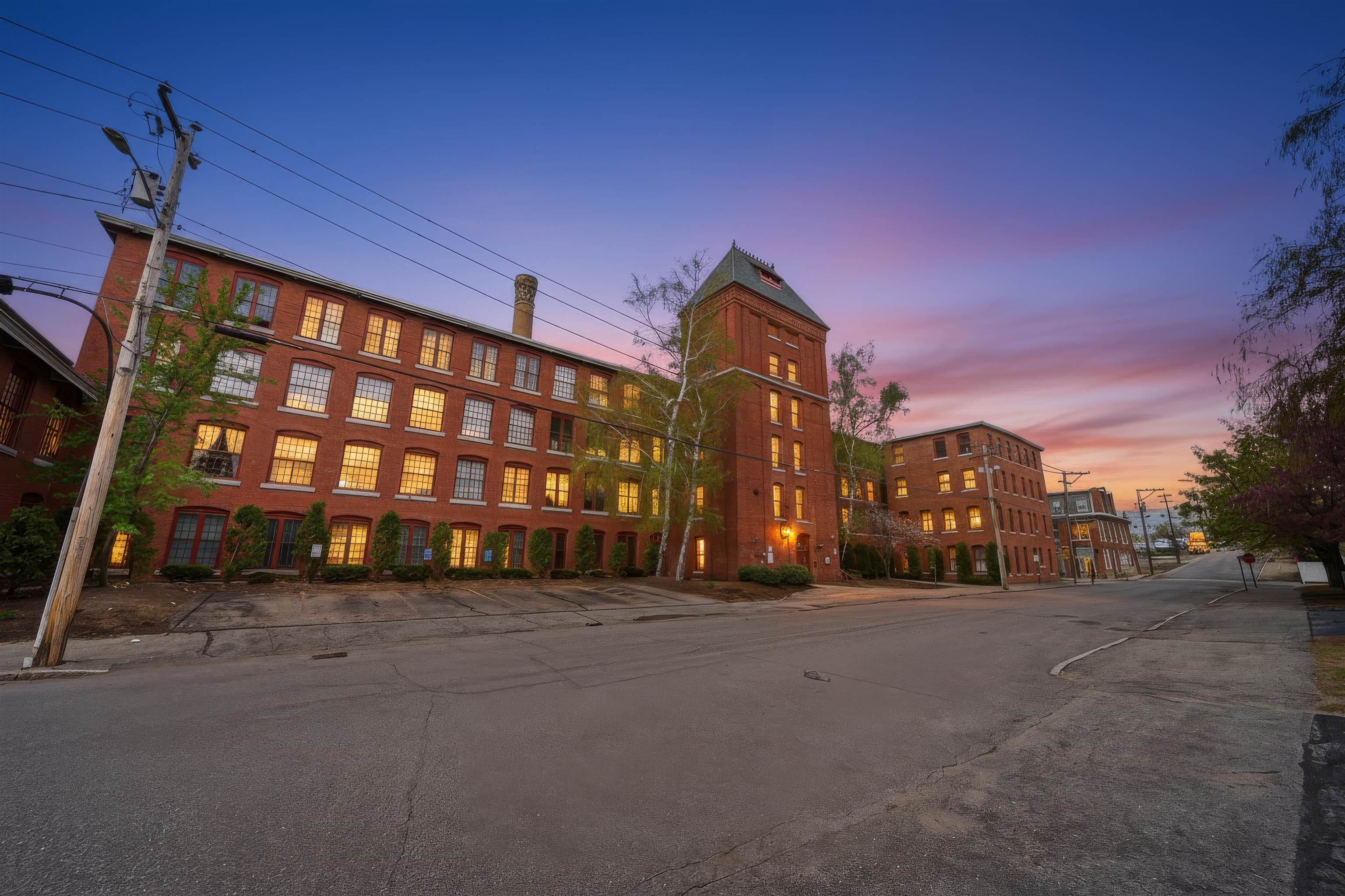 470 Silver St, Manchester, NH 03103