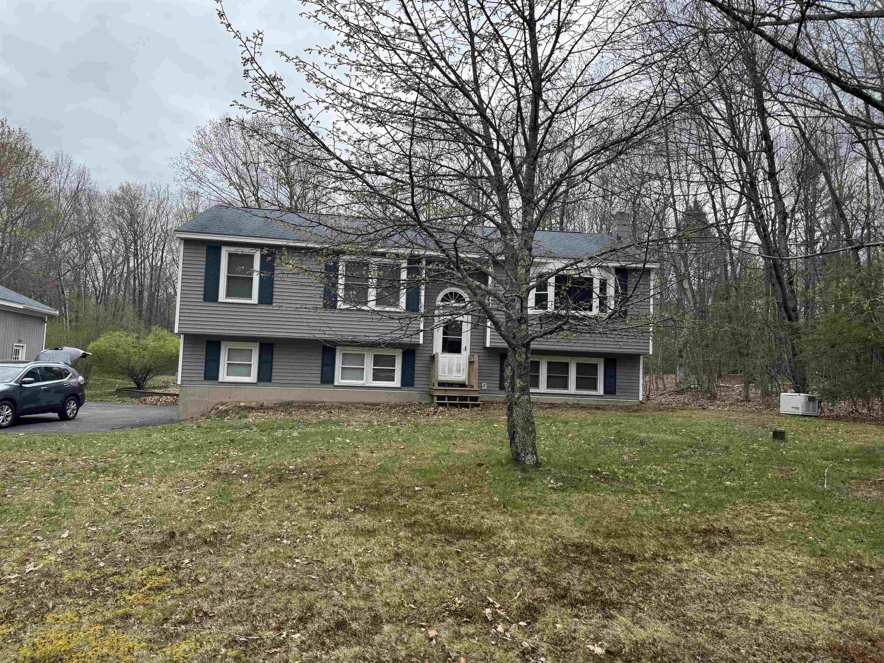 12 Watson Hill Rd, Raymond, NH 03077
