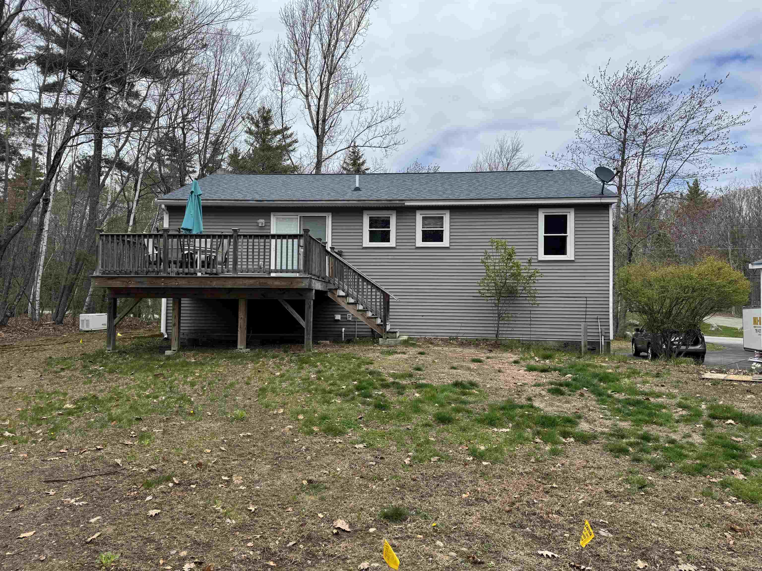 12 Watson Hill Rd, Raymond, NH 03077