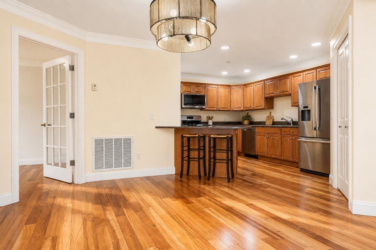 437 Winnacunnet Rd, Hampton, NH 03842