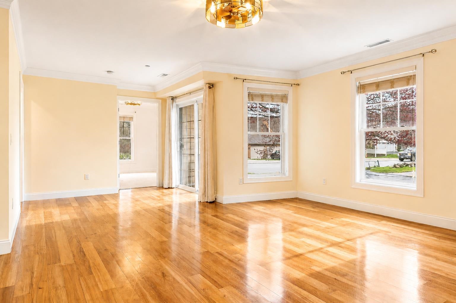 437 Winnacunnet Rd, Hampton, NH 03842