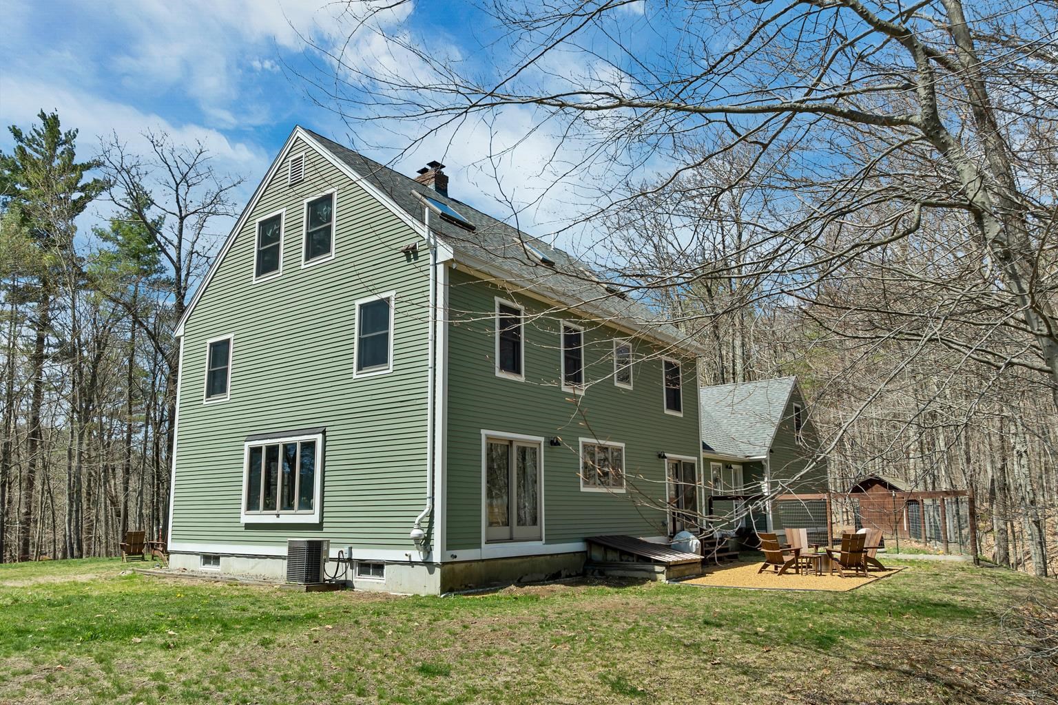 969 Nh Route 140 Rd, Gilmanton, NH 03837