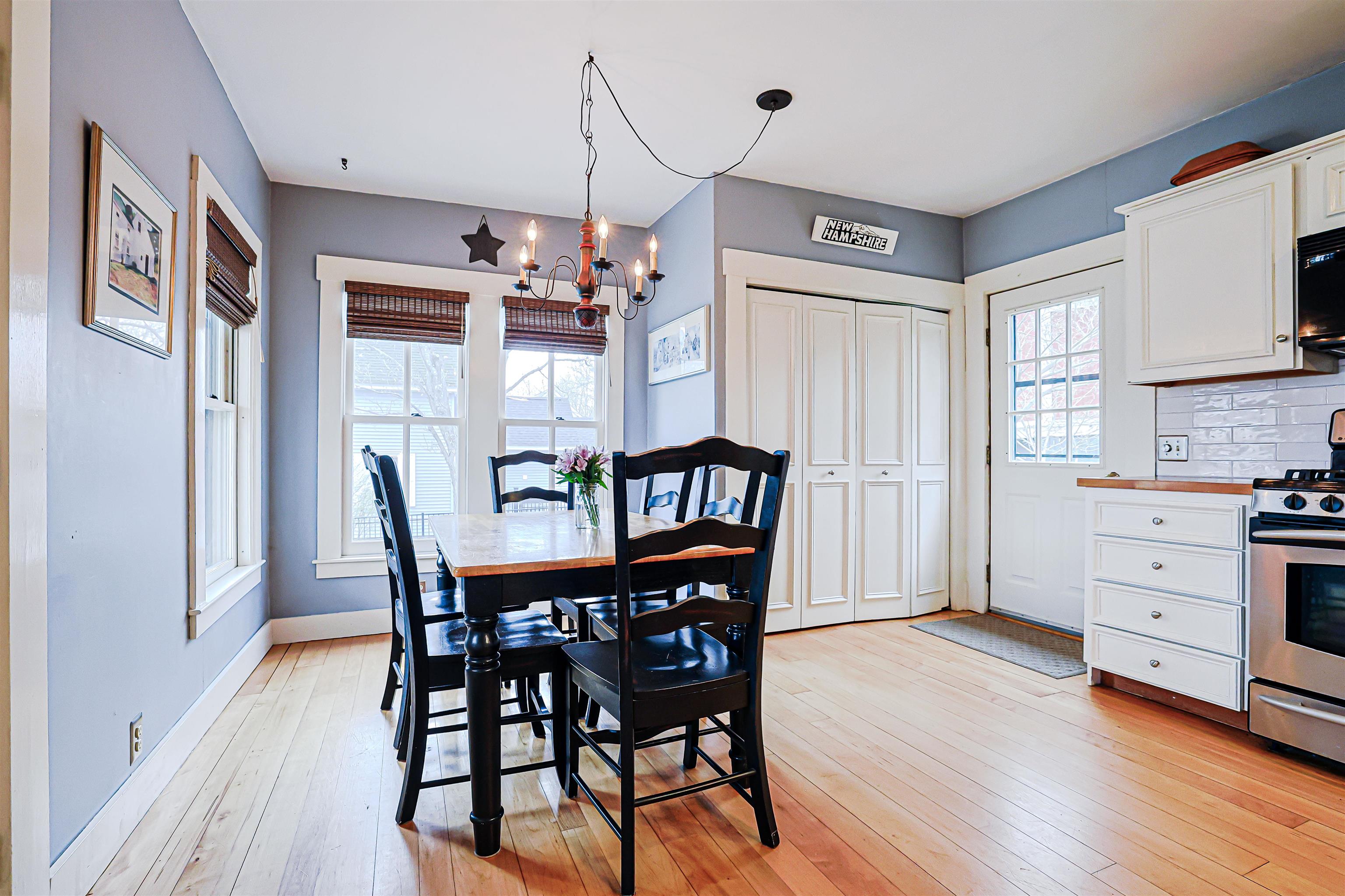 82 Knight St, Milford, NH 03055