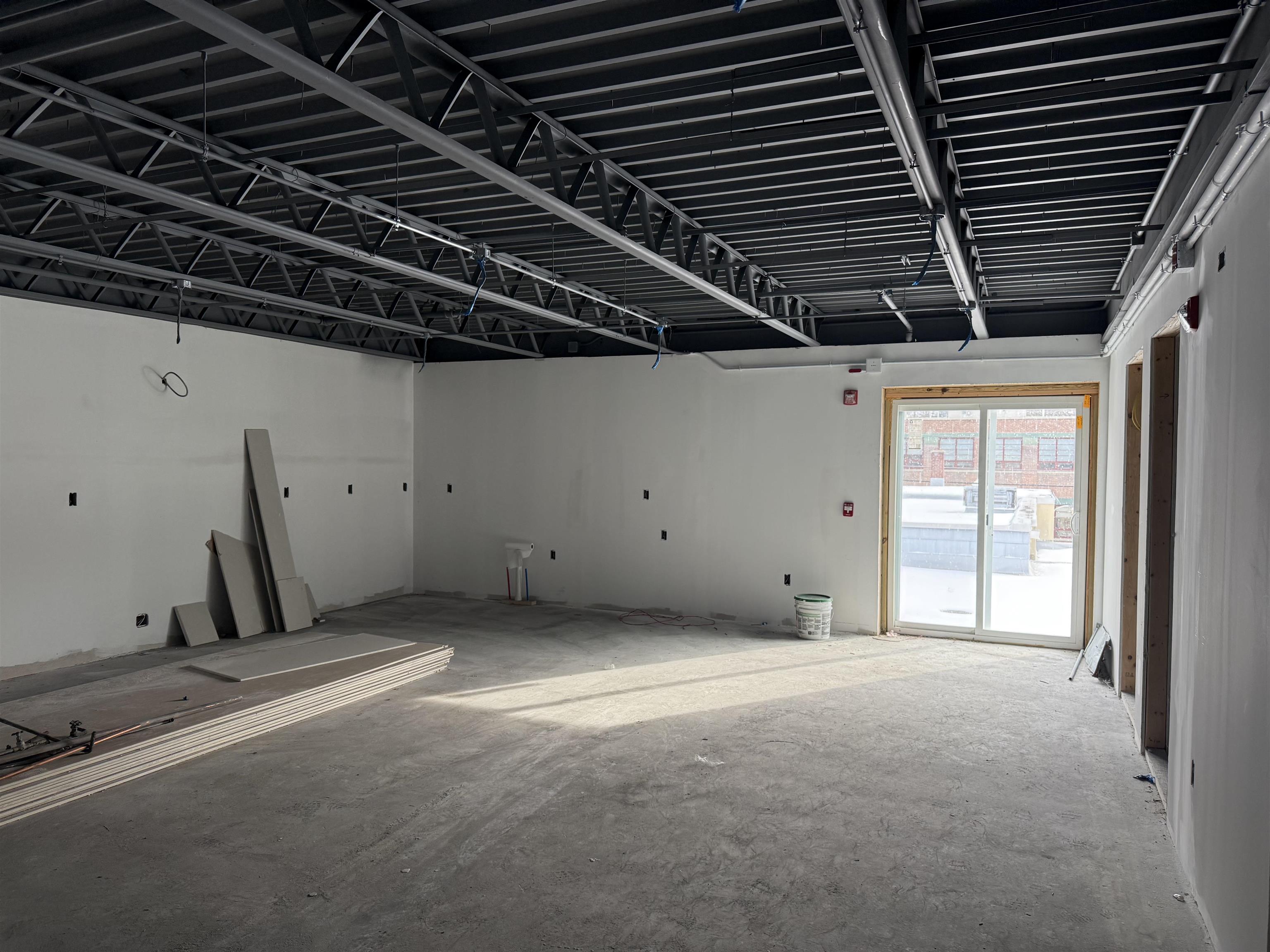 2nd Floor space