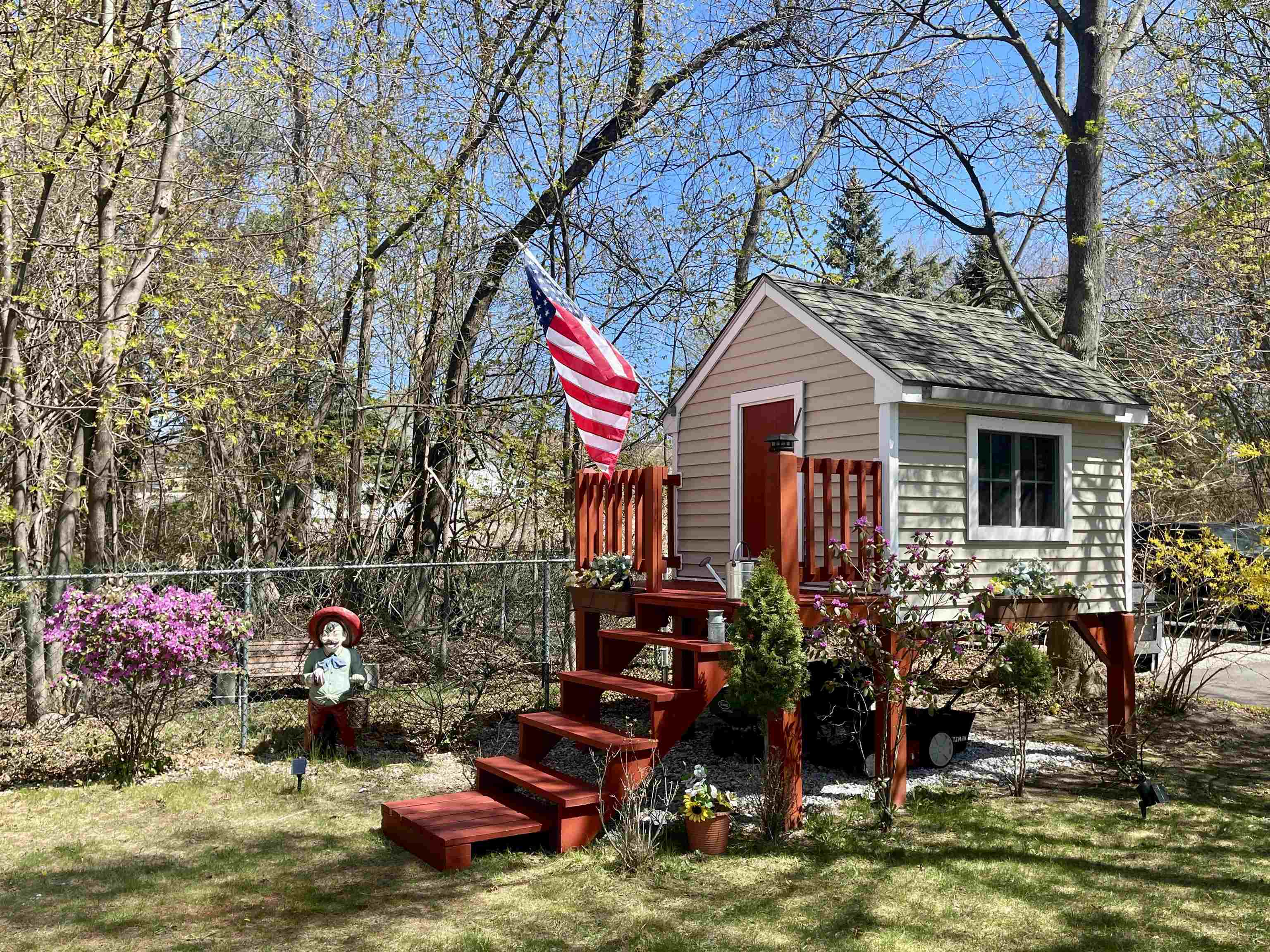 145 Anthony St, Manchester, NH 03103