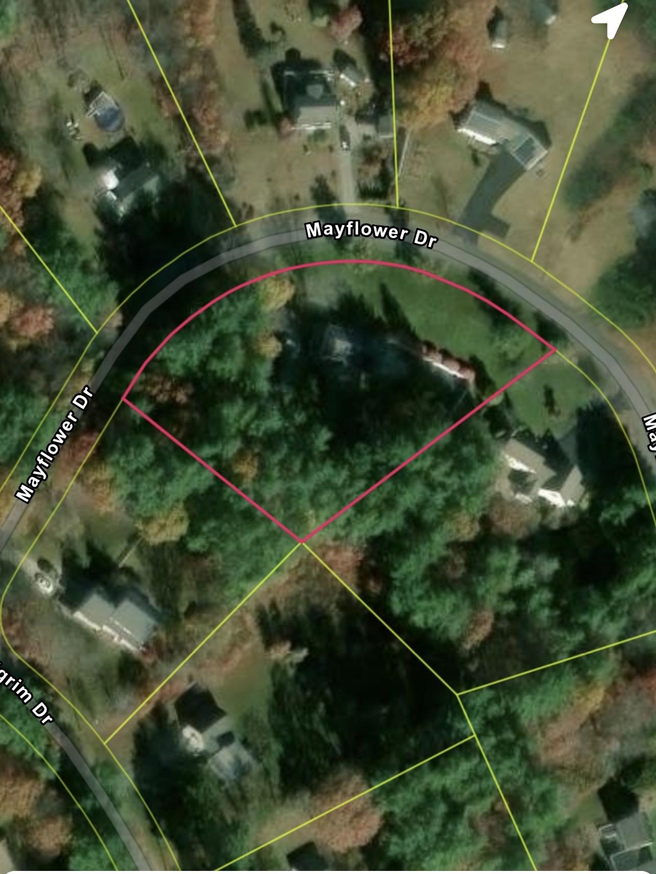 26 Mayflower Dr, Litchfield, NH 03052
