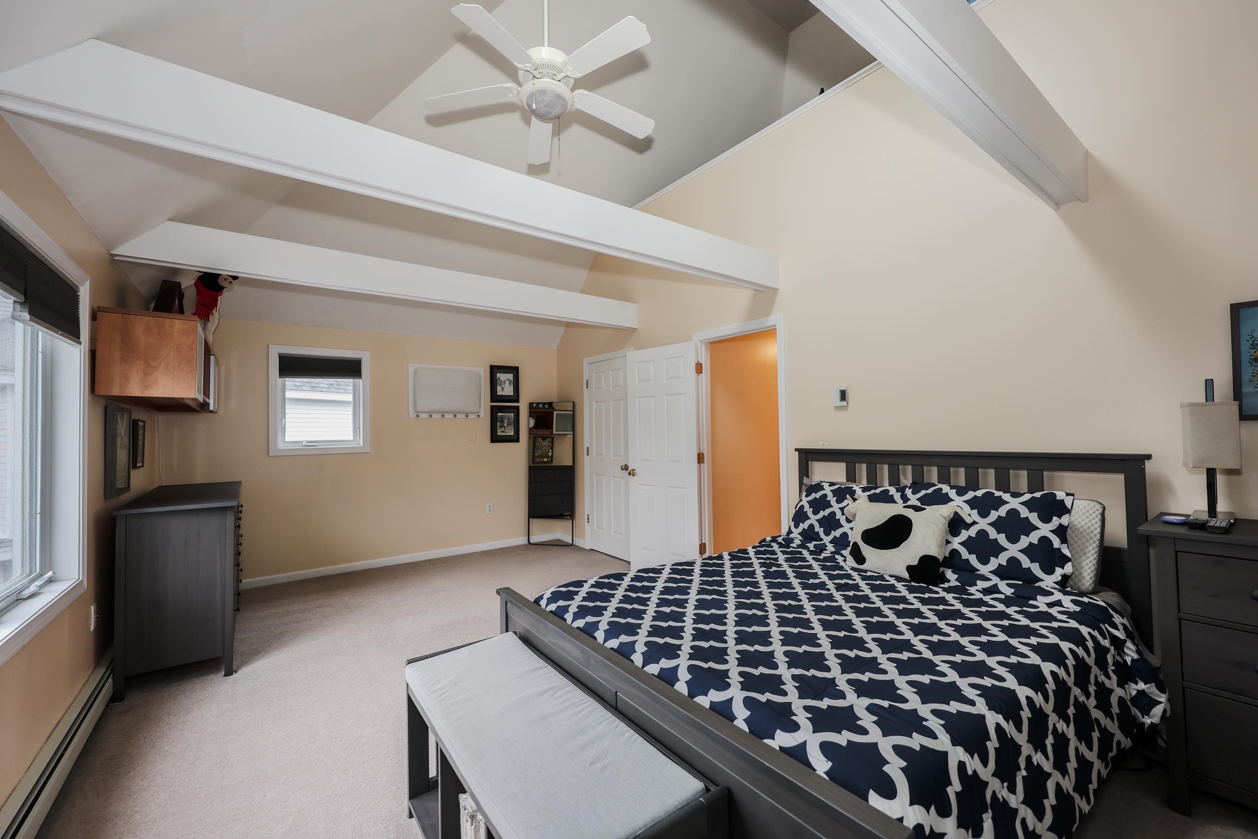 62 Collins Landing Rd, Weare, NH 03281