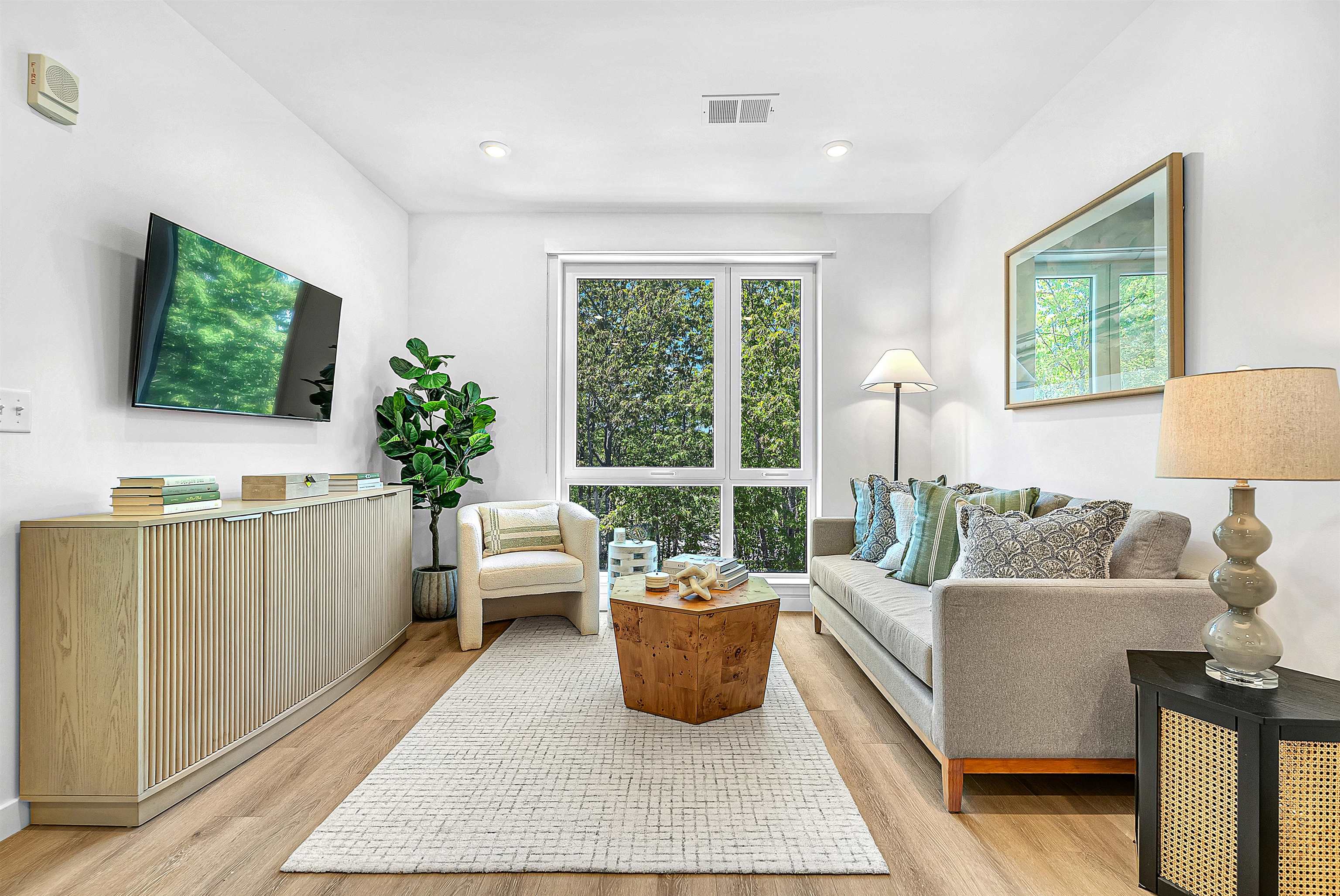 80 Constitution Ave, Portsmouth, NH 03801