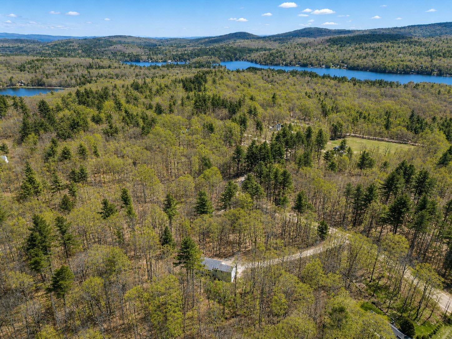 57 Scenic Dr, Stoddard, NH 03464