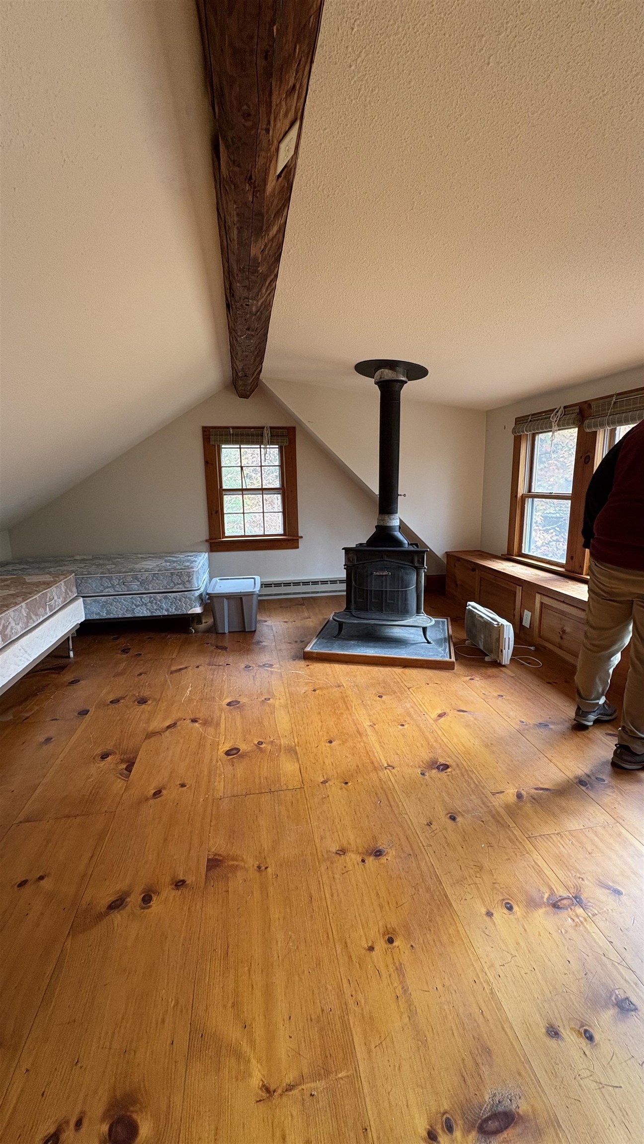 102 Skyline Dr, Franconia, NH 03580
