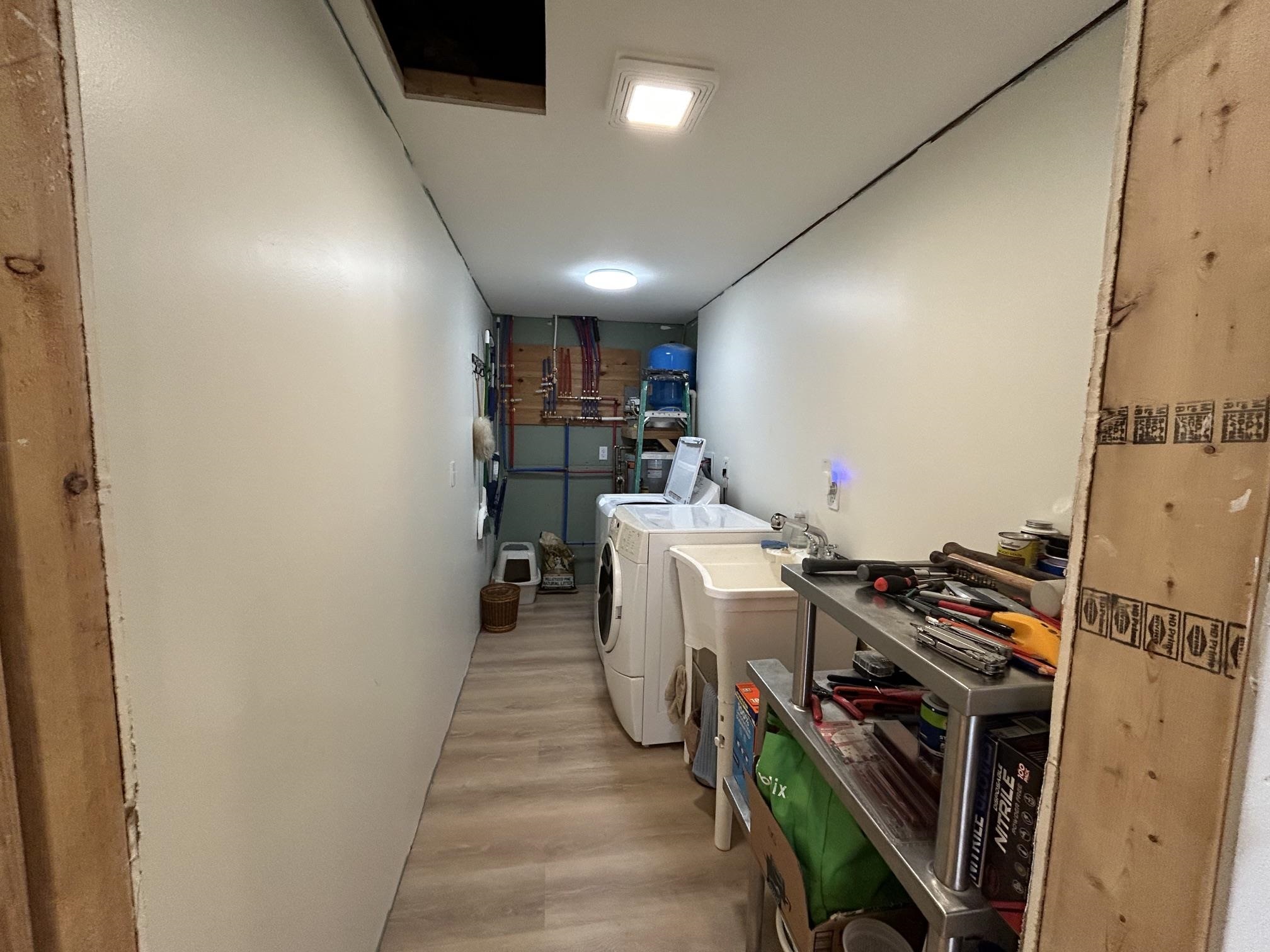 Utility Room 25182016