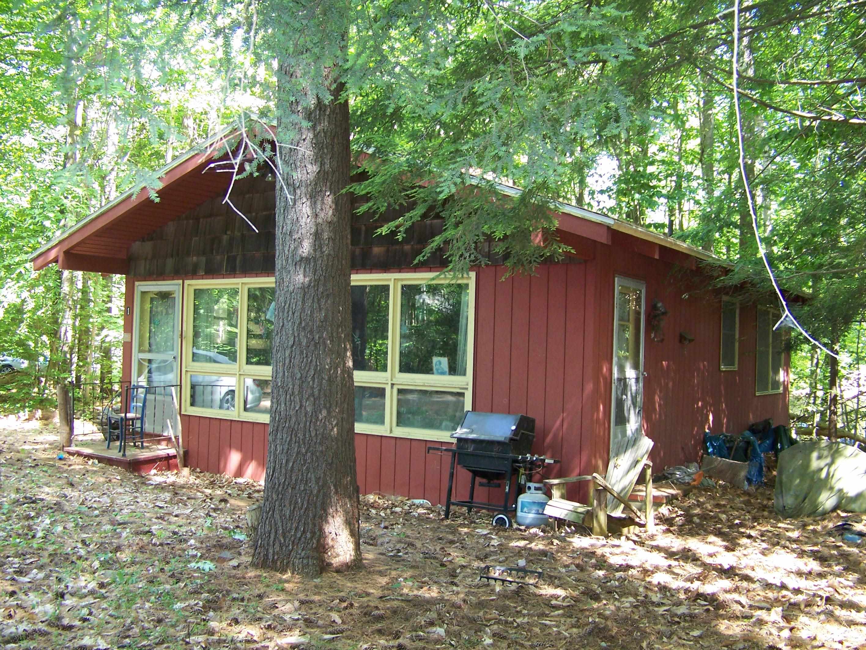 1 Museum Shores Rd, Wolfeboro, NH 03894