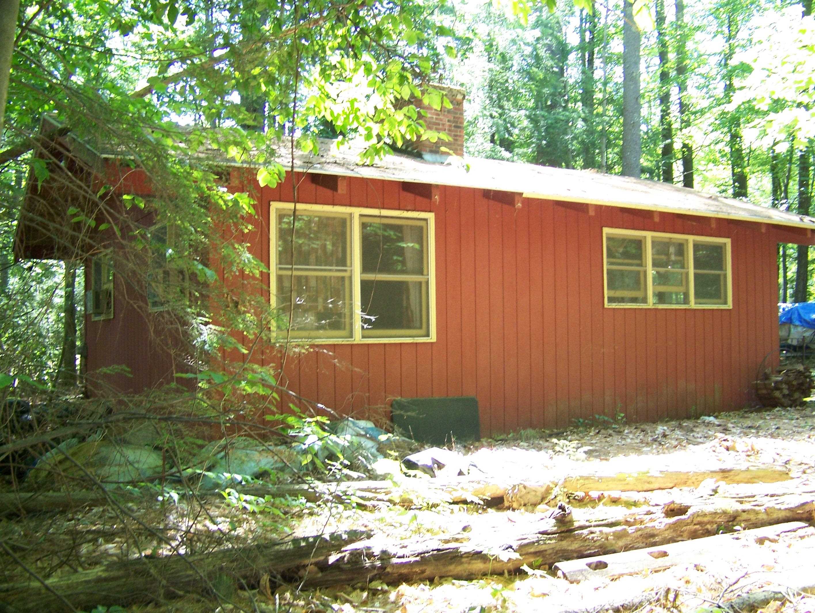 1 Museum Shores Rd, Wolfeboro, NH 03894