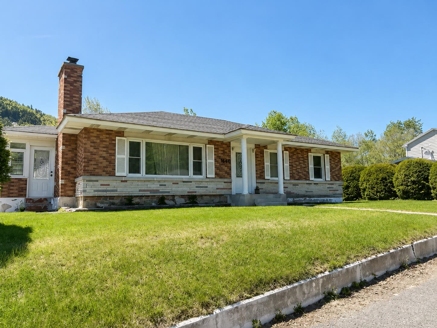 471 Madison Ave, Berlin, NH 03570
