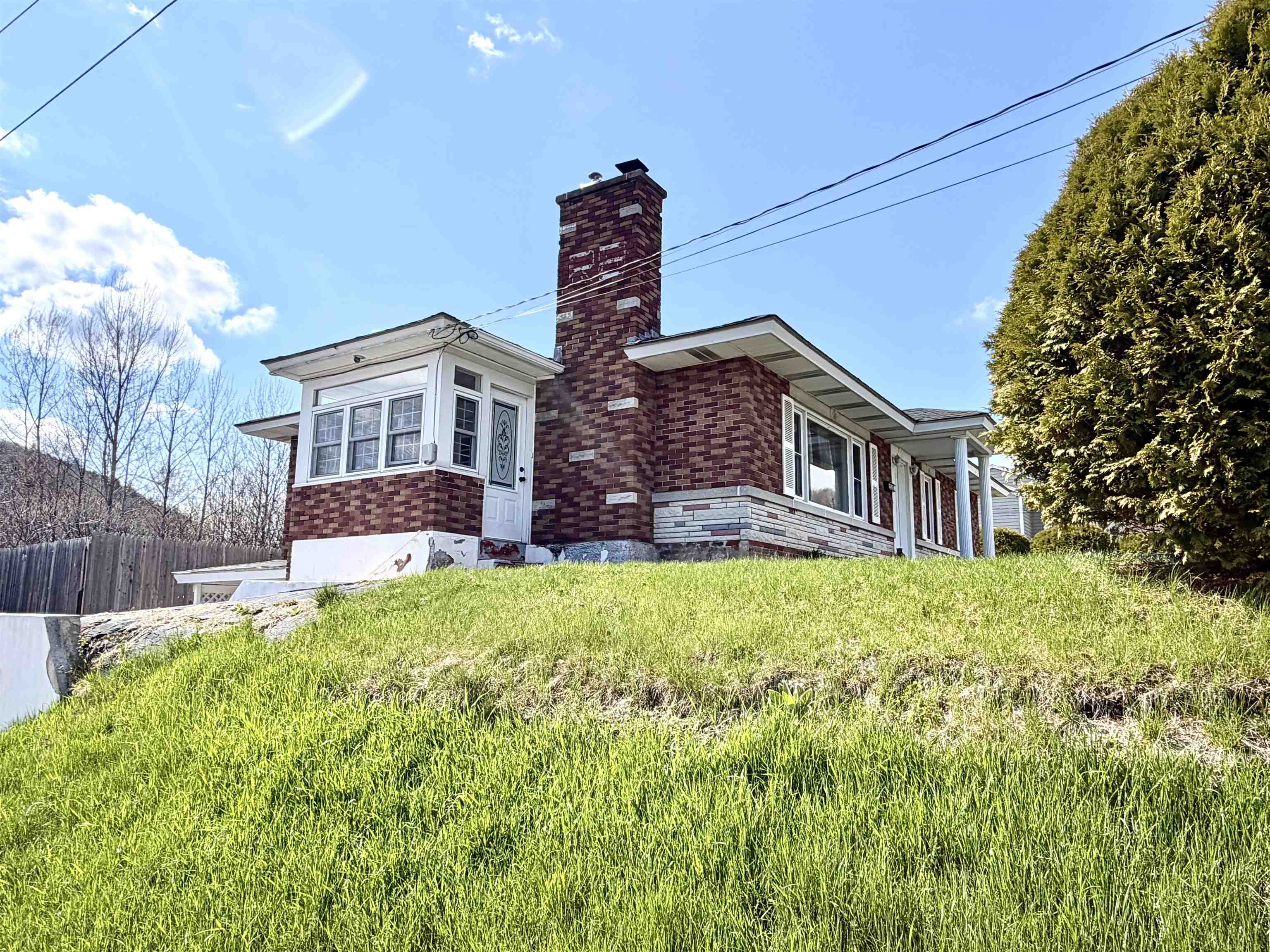 471 Madison Ave, Berlin, NH 03570