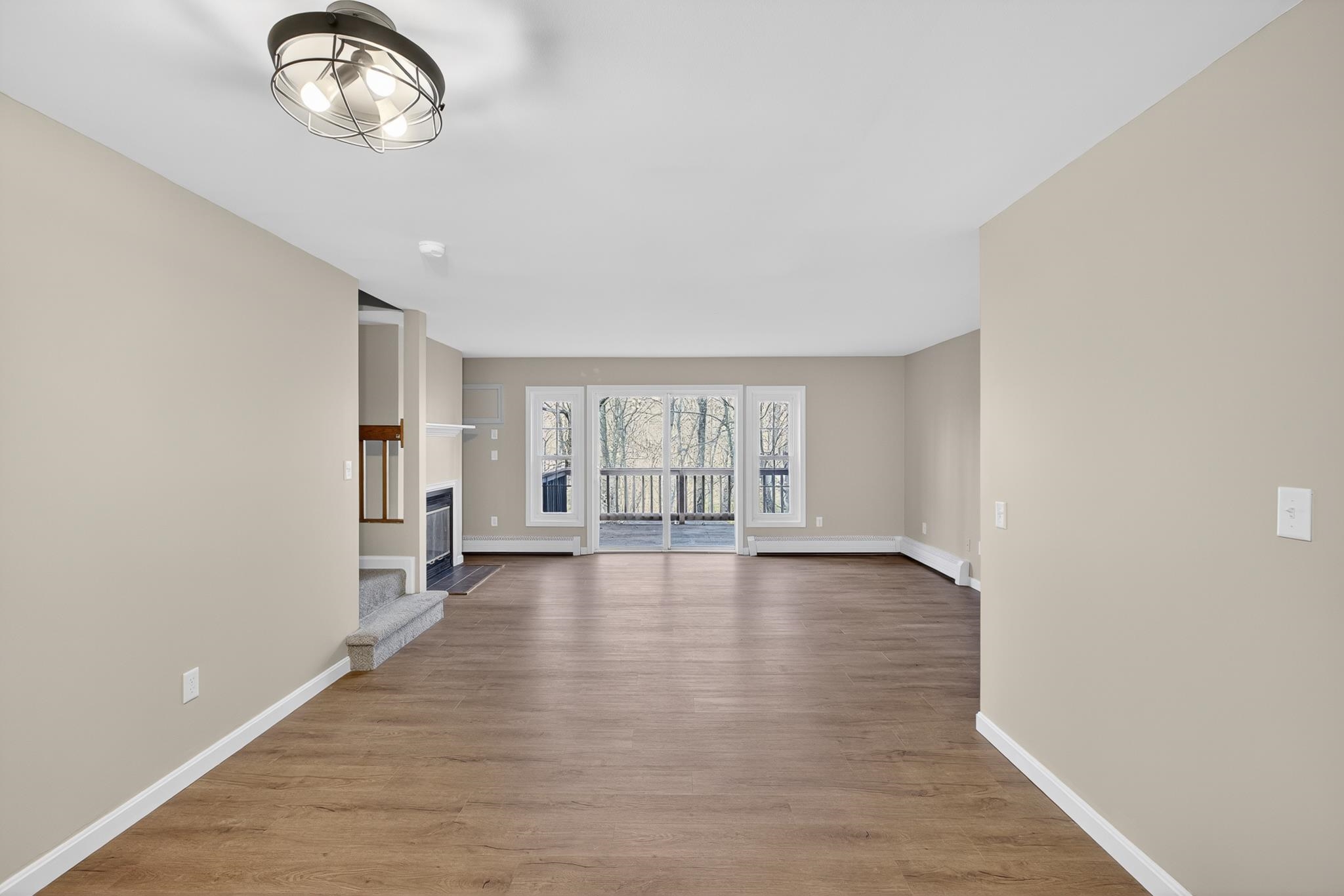 1465 Hooksett Rd, Hooksett, NH 03106