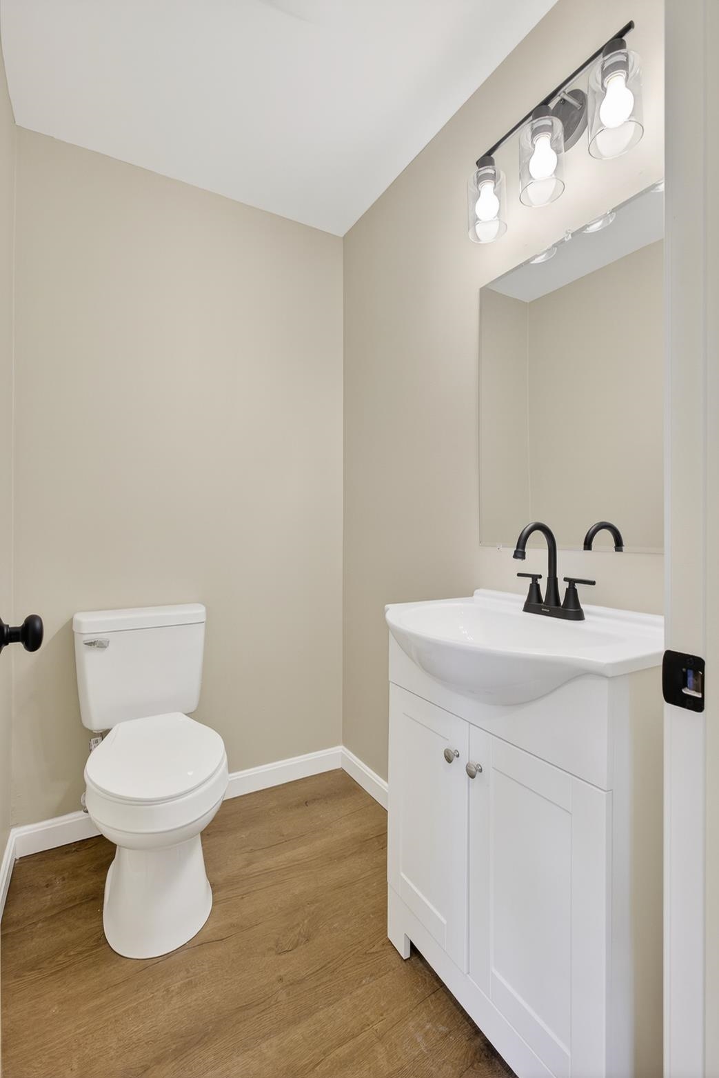 1465 Hooksett Rd, Hooksett, NH 03106