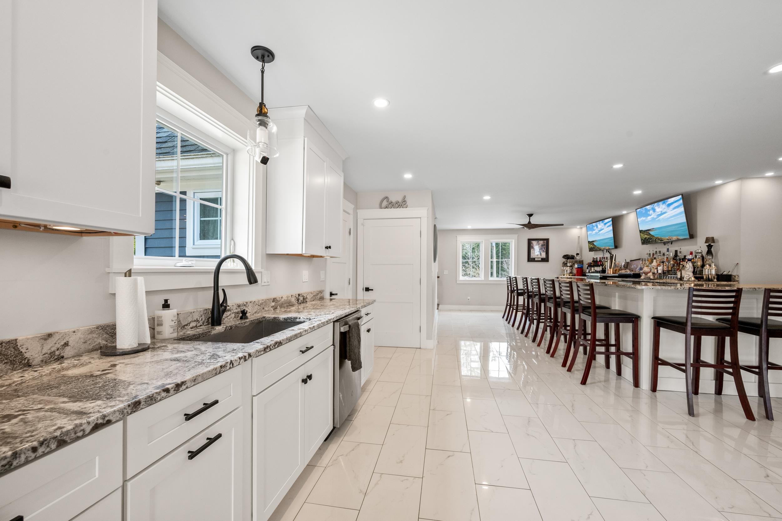 101 Hill Rd, Dummer, NH 03588