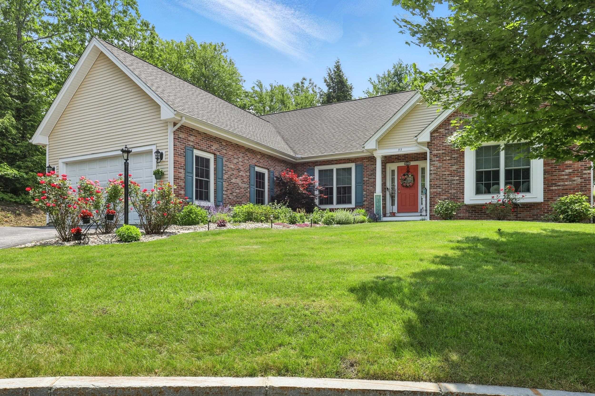 55 River Birch Cir, Manchester, NH 03102