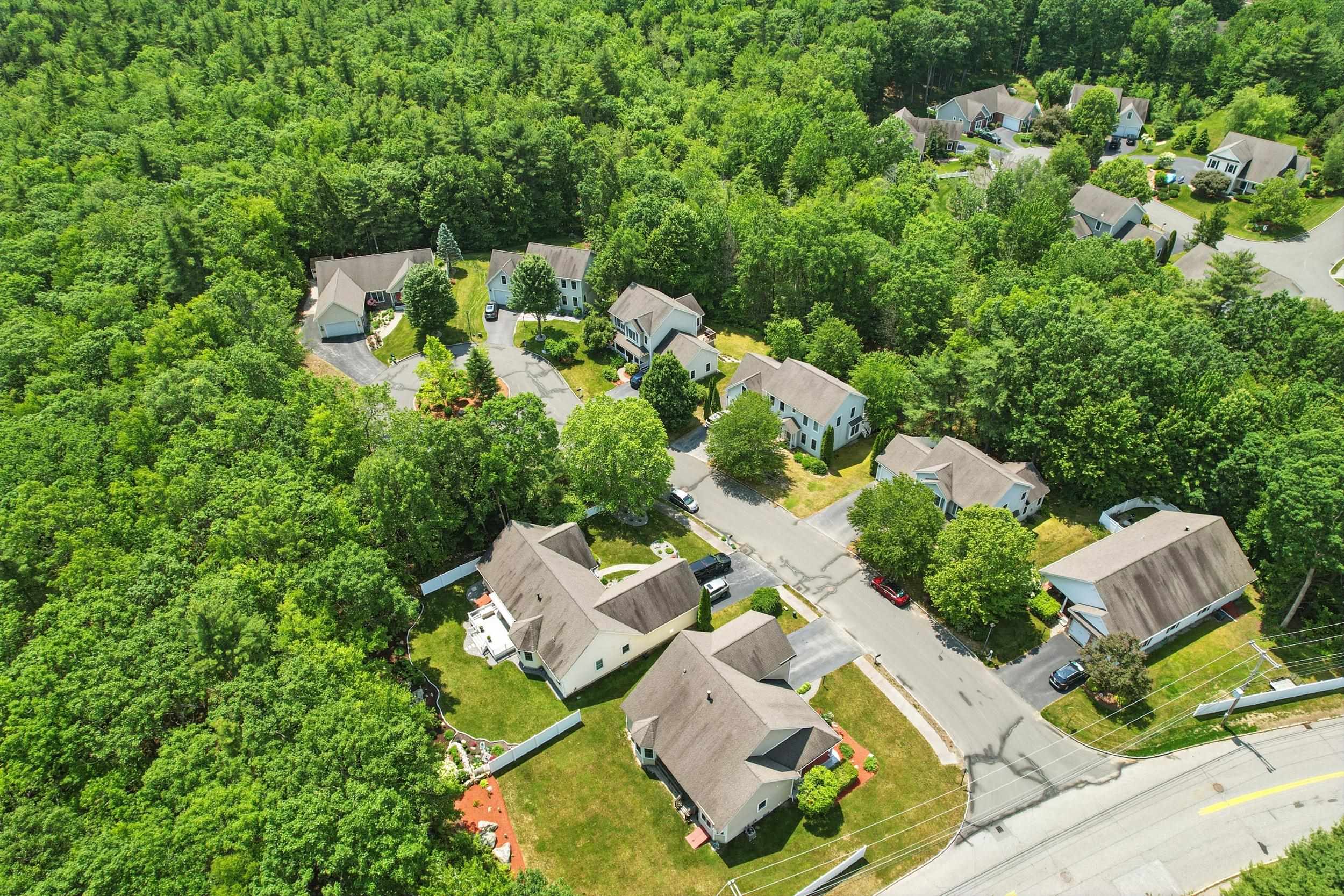 55 River Birch Cir, Manchester, NH 03102