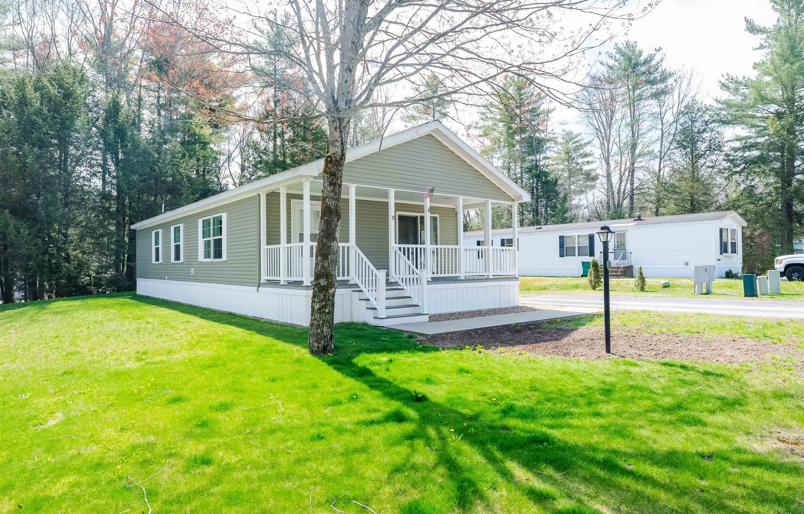 71 Eagle Dr, Rochester, NH 03868