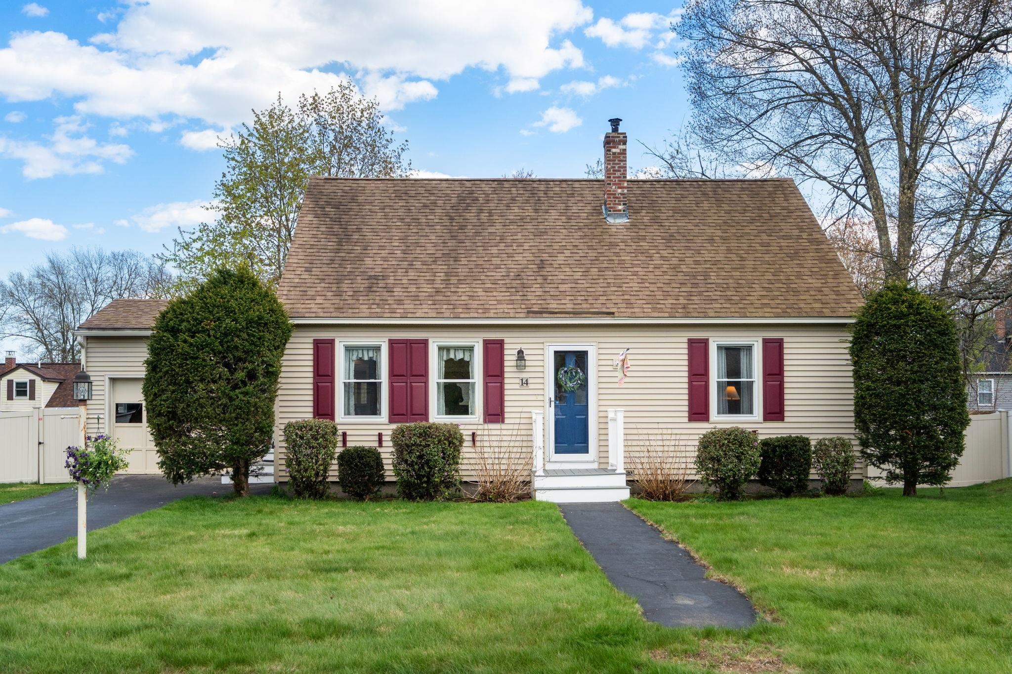 14 Trinity Dr, Nashua, NH 03063