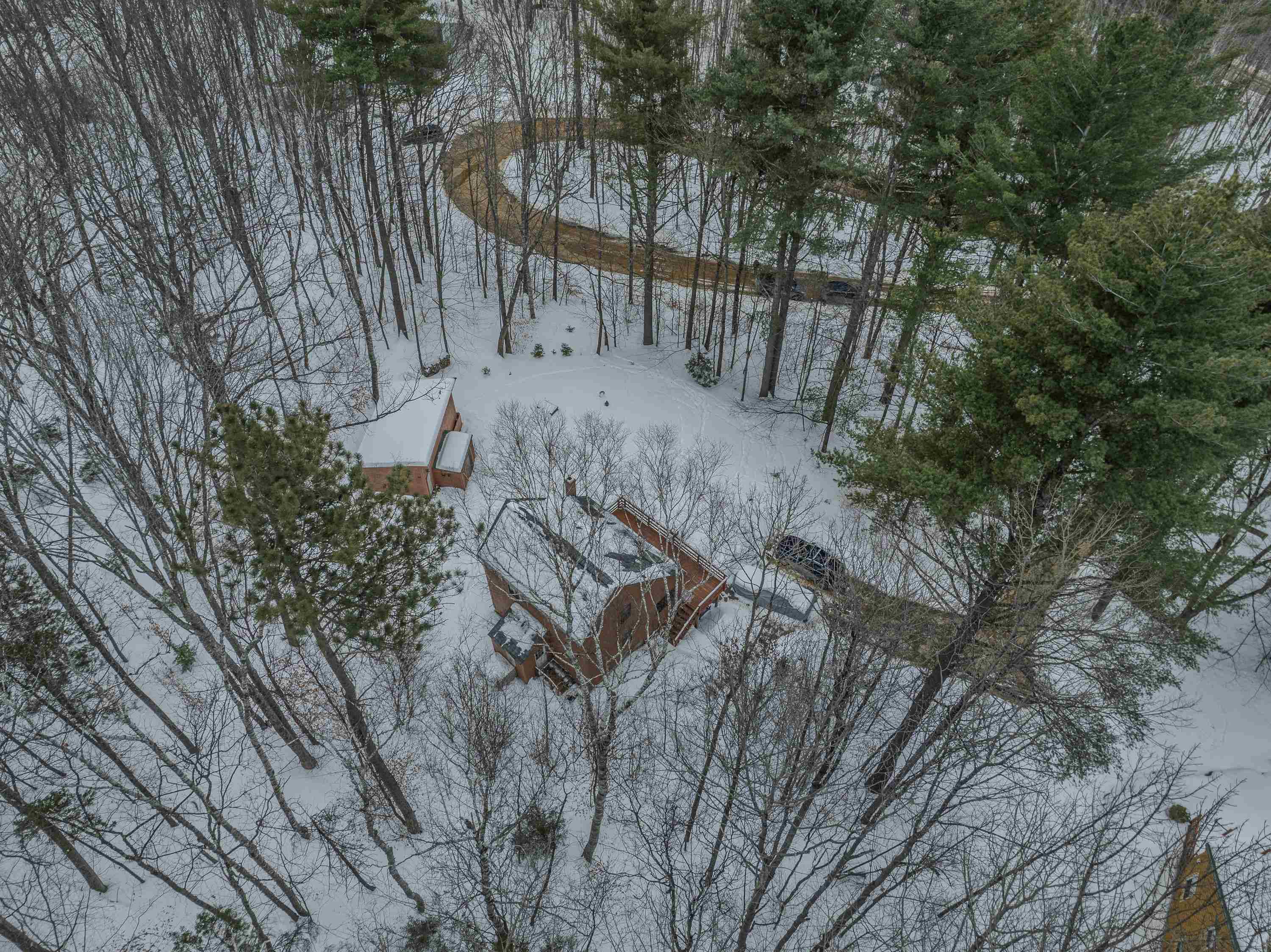 30 Porcupine Dr, Campton, NH 03223