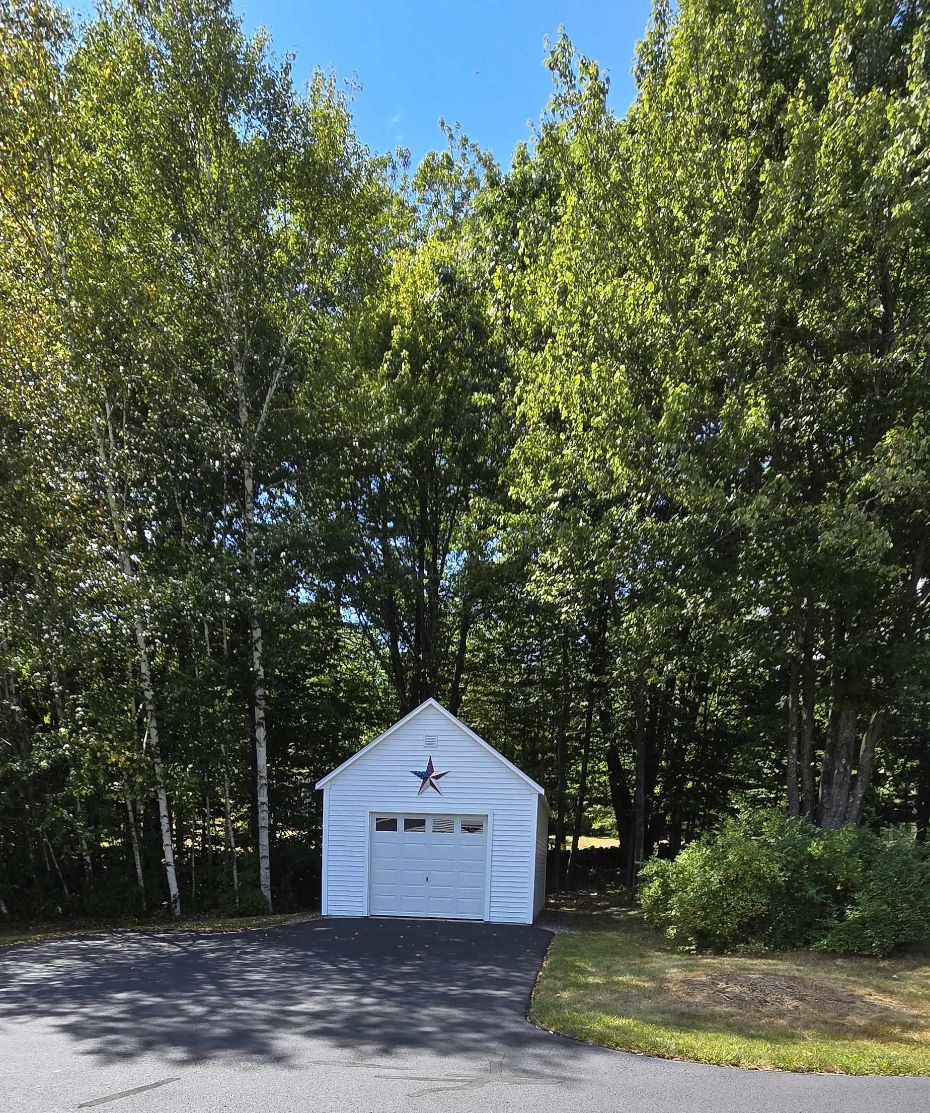 134 Leavitt Rd, Belmont, NH 03220