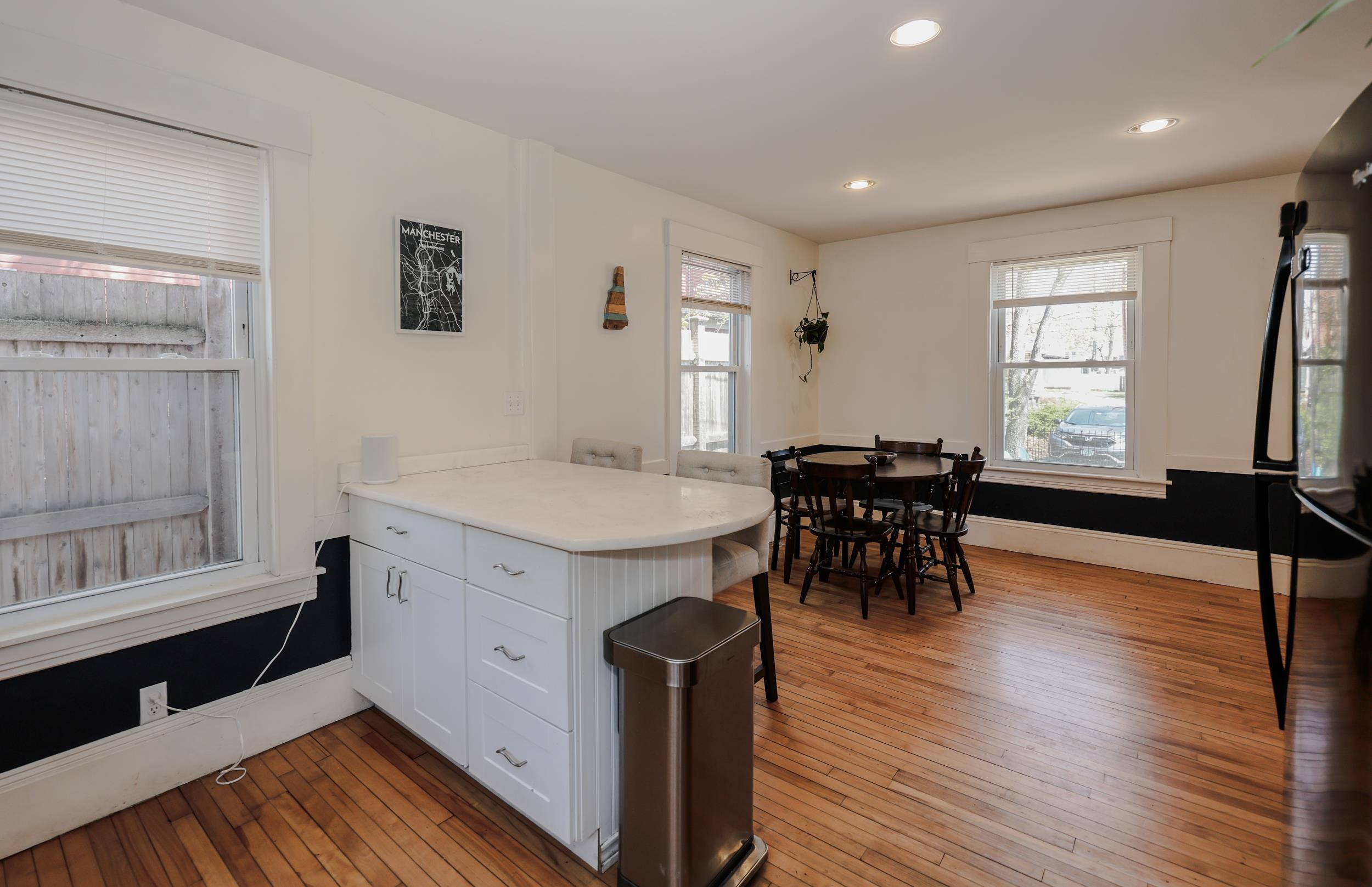 58 North Adams St, Manchester, NH 03104-2637