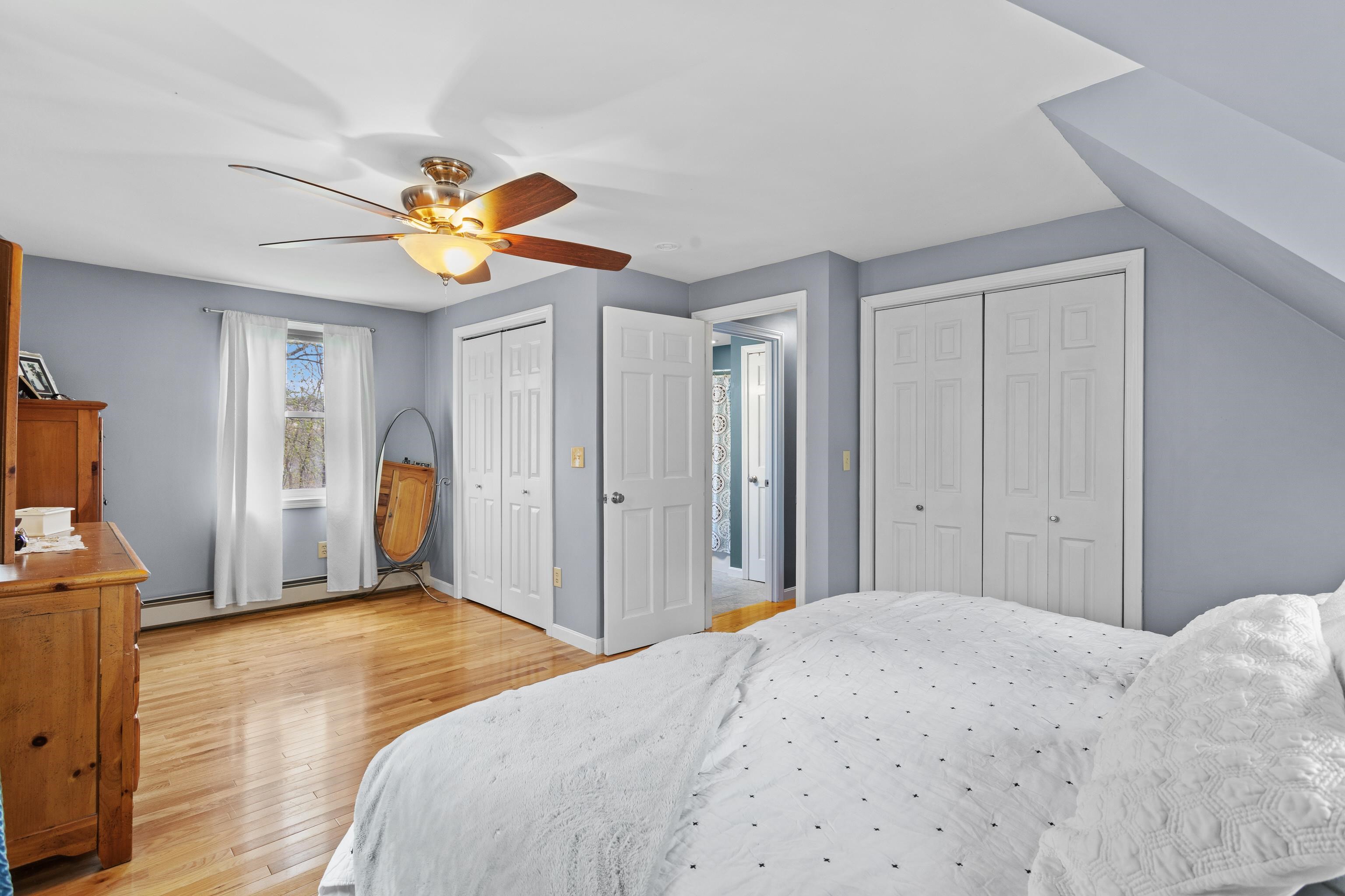 345 Davison Rd, Henniker, NH 03242