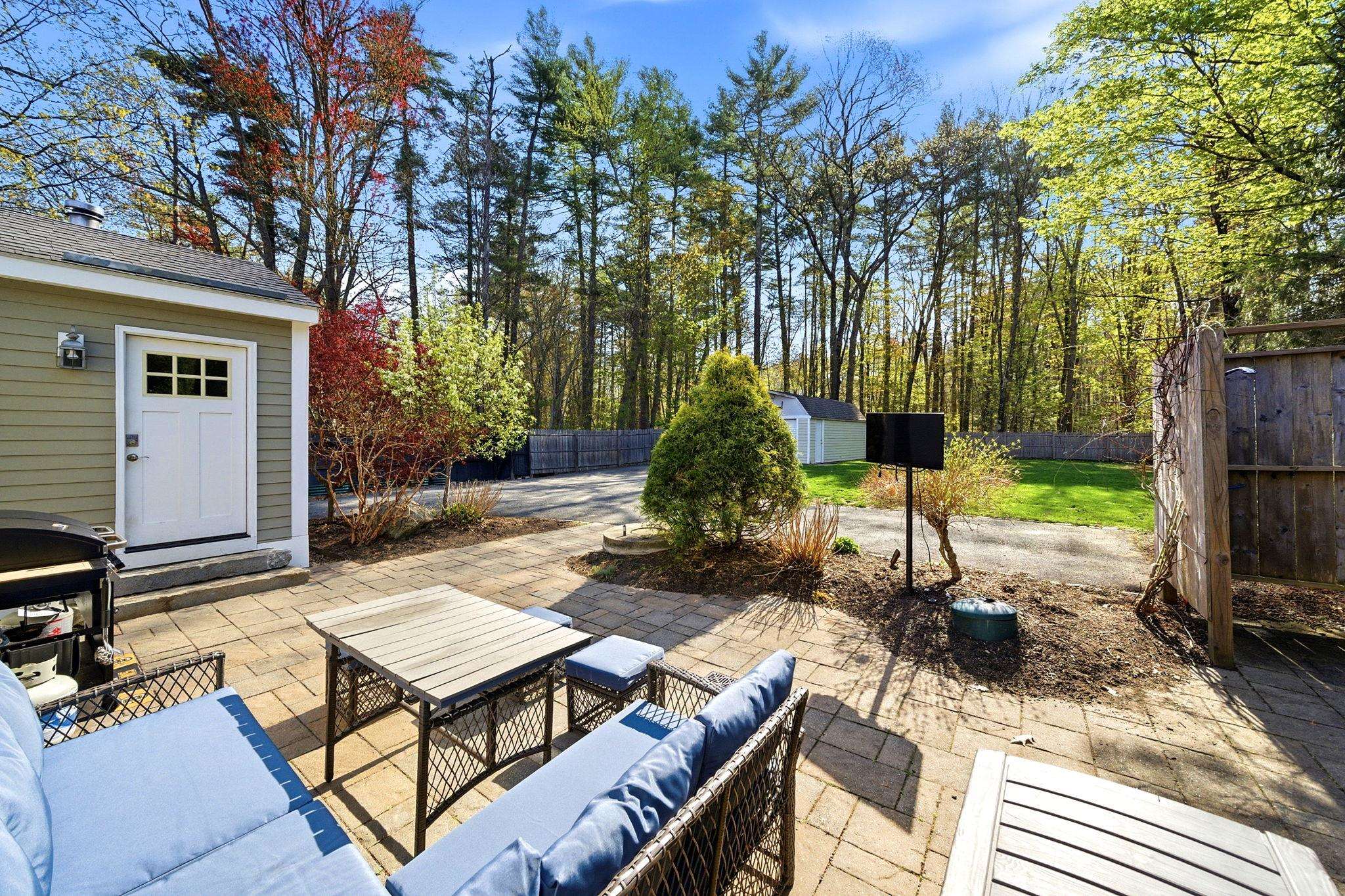 115 Silver Lake Rd, Hollis, NH 03049
