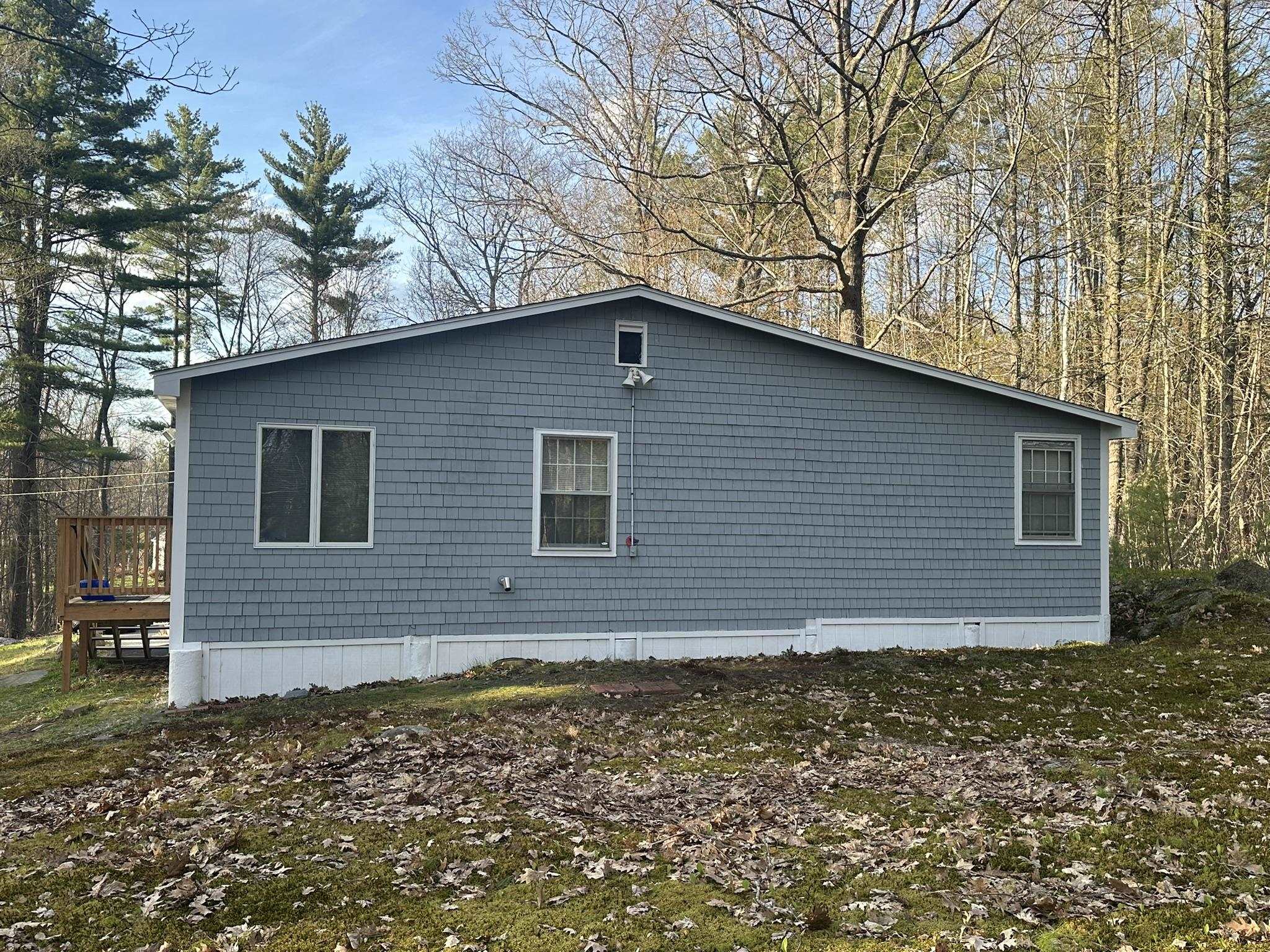 25 S Mayhew Rd, Hebron, NH 03241