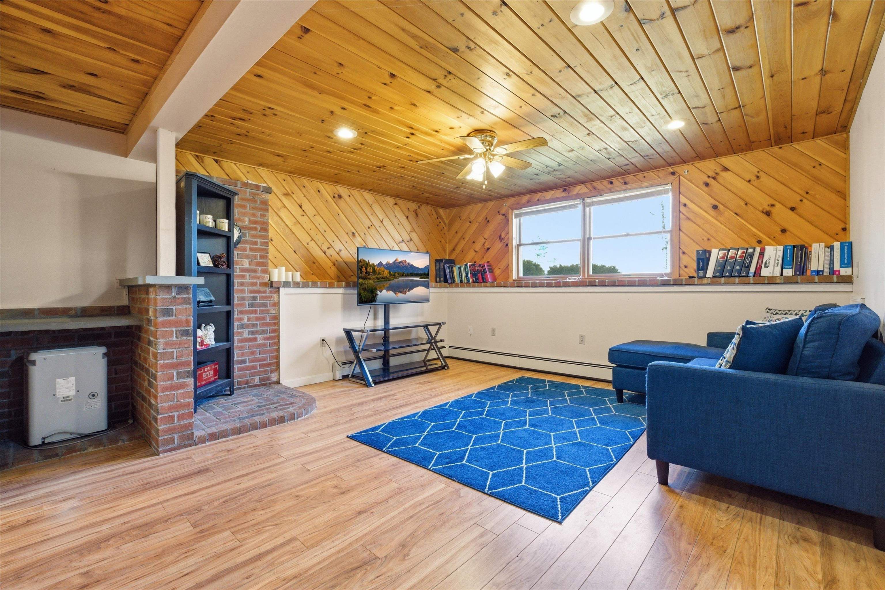 615 Bean Hill Rd, Northfield, NH 03276
